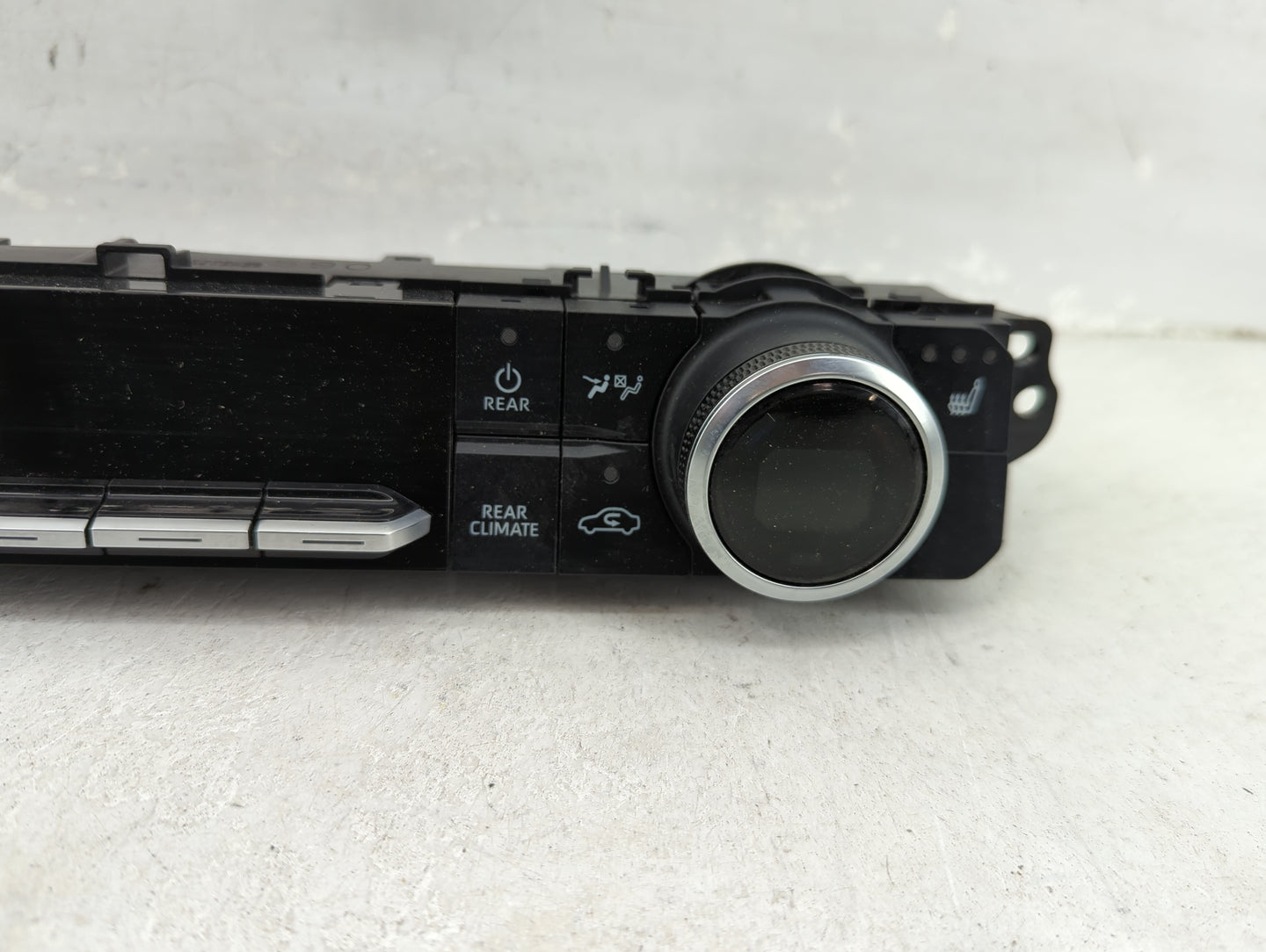 2019-2022 Ram 1500 Climate Control Module Temperature AC/Heater Replacement P/N:55900-0E094-3P25 Fits Fits 2019 2020 2021 20