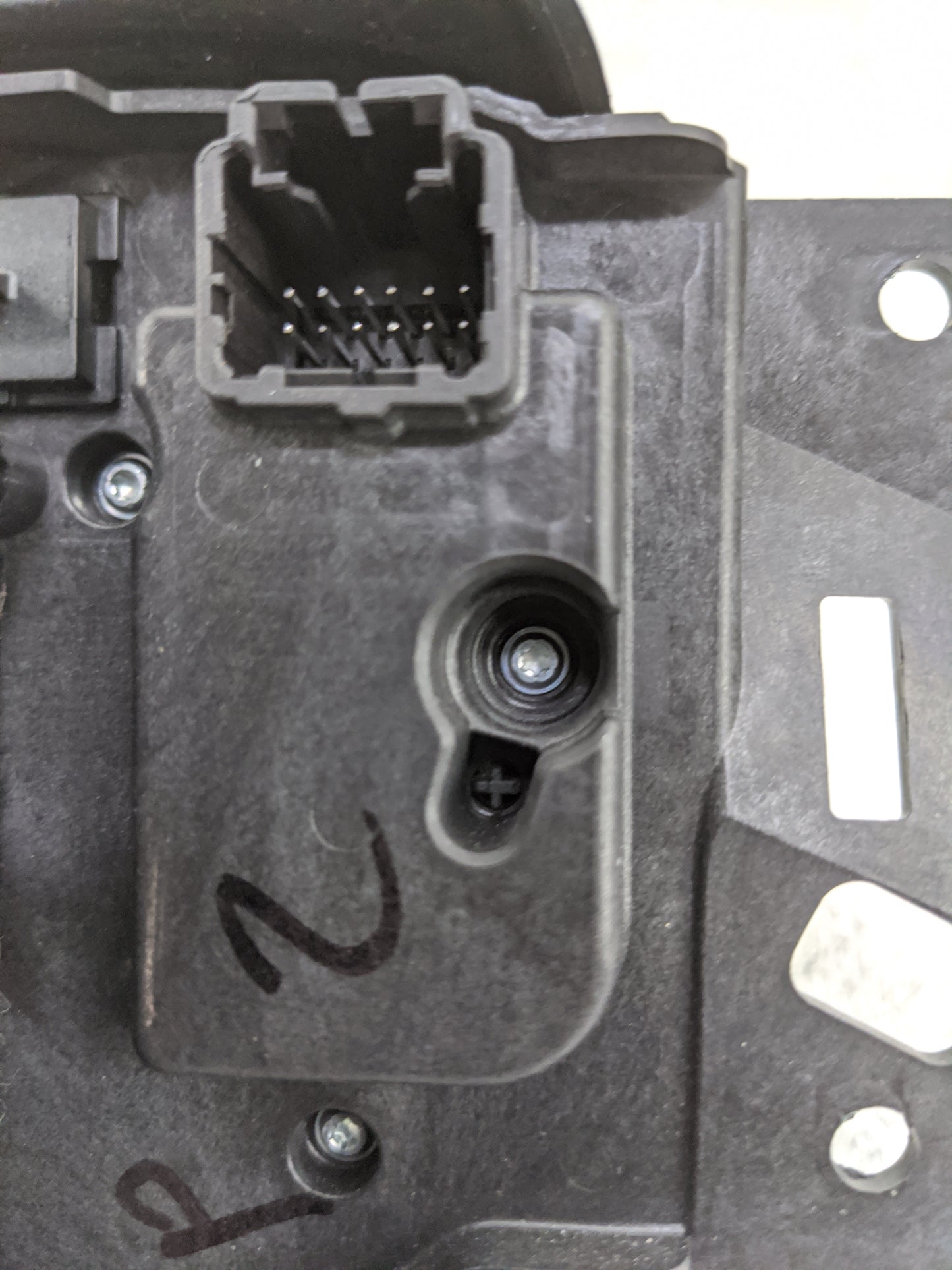 2019 Ram 1500 Floor Console Assembly Shifter - Oemusedautoparts1.com