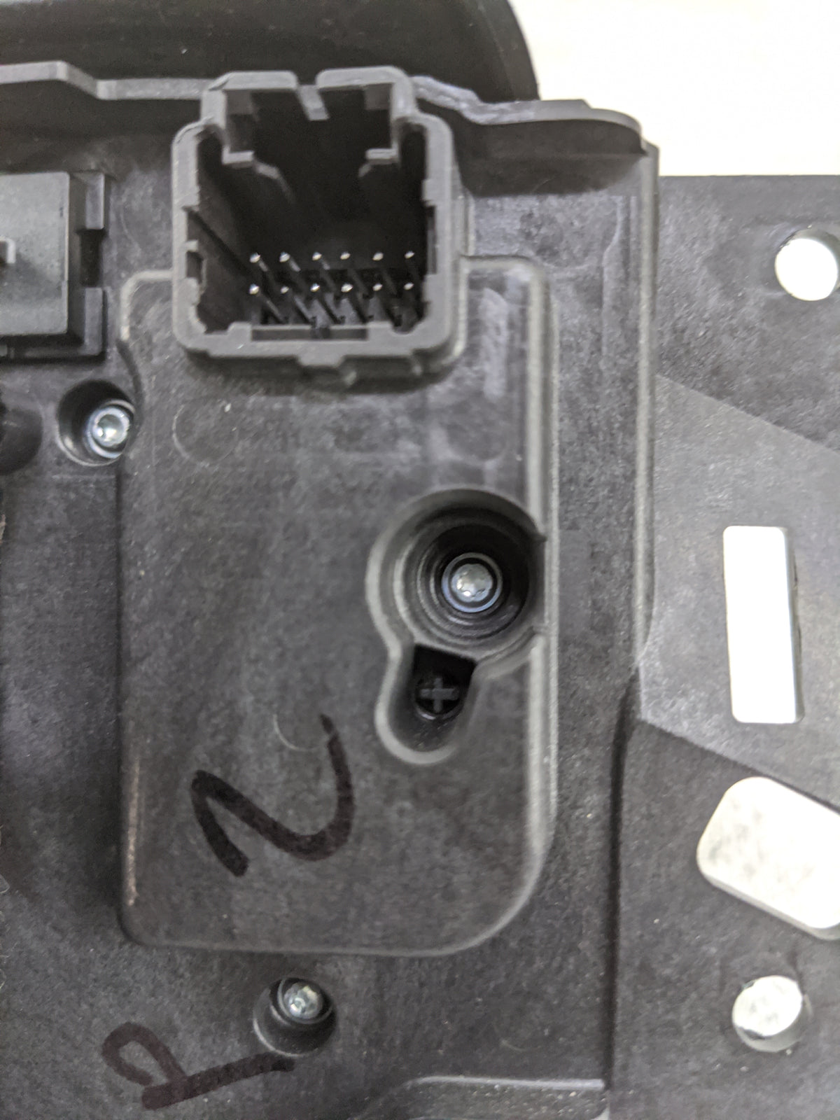 2019 Ram 1500 Floor Console Assembly Shifter - Oemusedautoparts1.com