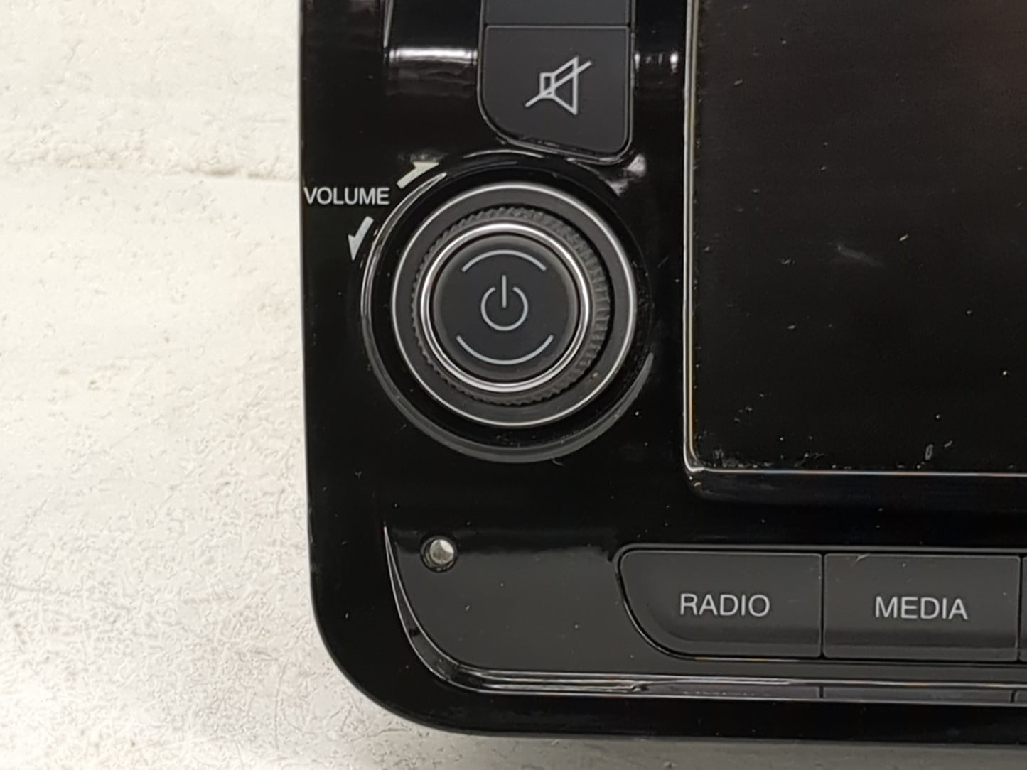 2019 Ram 1500 Radio AM FM Cd Player Receiver Replacement P/N:A2C13620008H05A1 P6UA64LXFAA, TVPQN2798H05A1 Fits Fits 2018 OEM