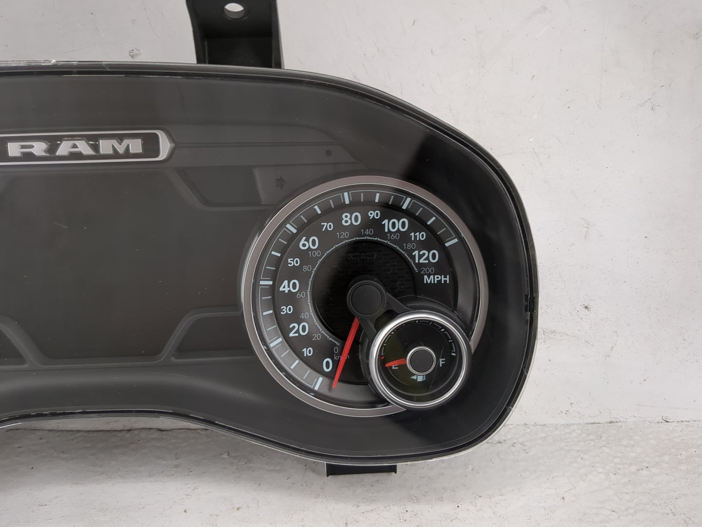 2019 Ram 1500 Instrument Cluster Speedometer Gauges P/N:P68294051AI T8KQI321822831, A2C12617308 Miles: Fits OEM Used Auto Pa