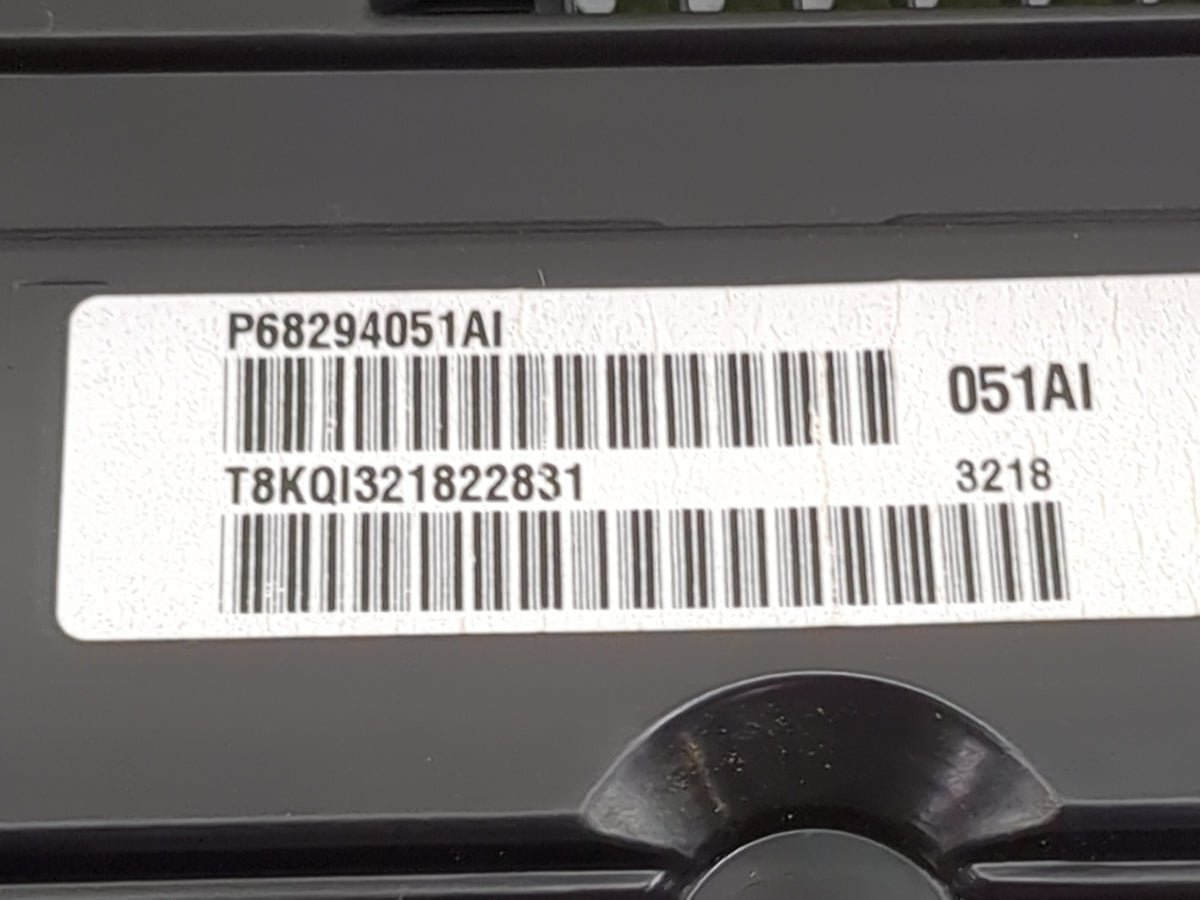 2019 Ram 1500 Instrument Cluster Speedometer Gauges P/N:P68294051AI T8KQI321822831, A2C12617308 Miles: Fits OEM Used Auto Pa