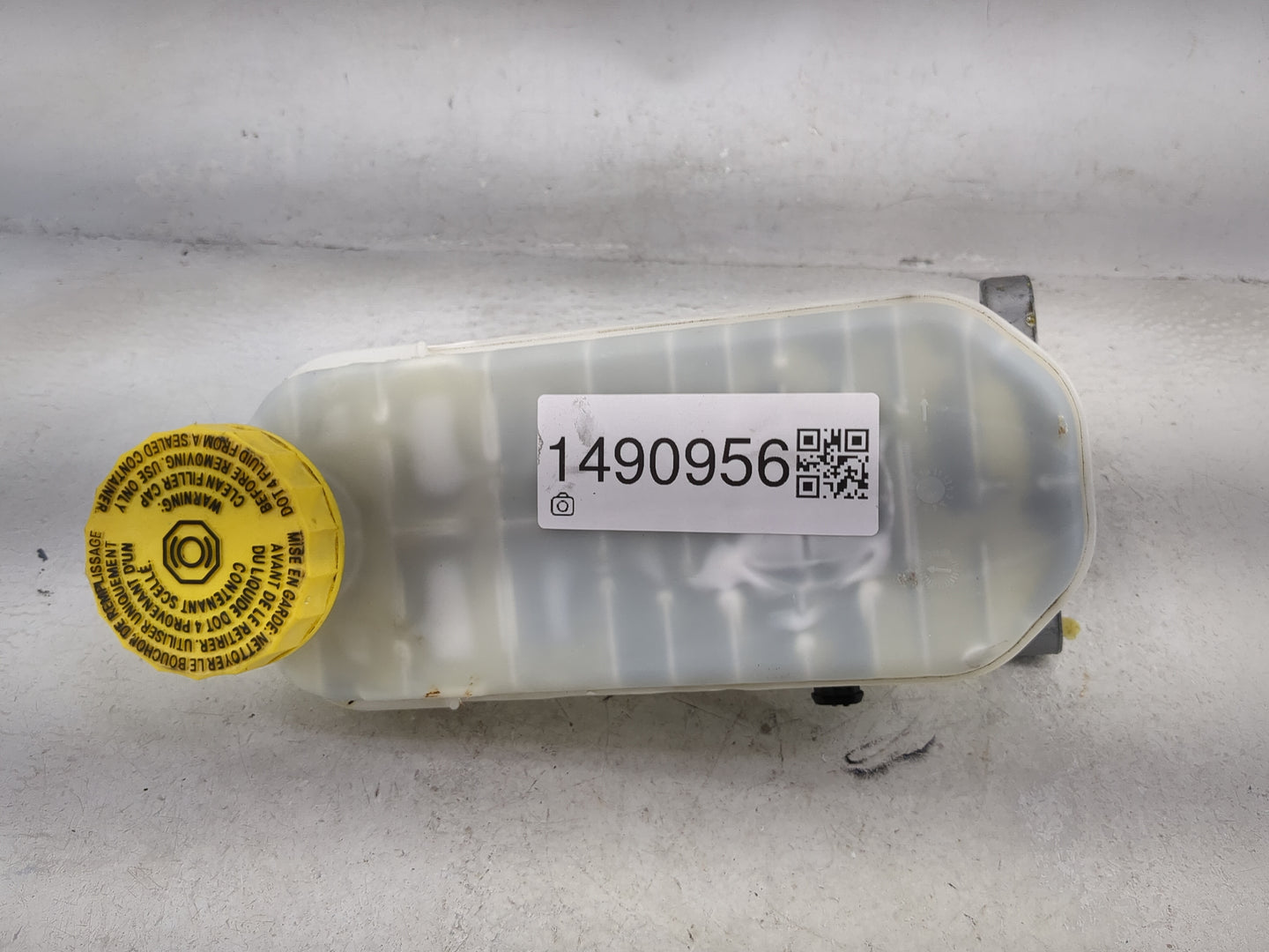 Ram 1500 Brake Master Cylinder 1490956 - Oemusedautoparts1.com