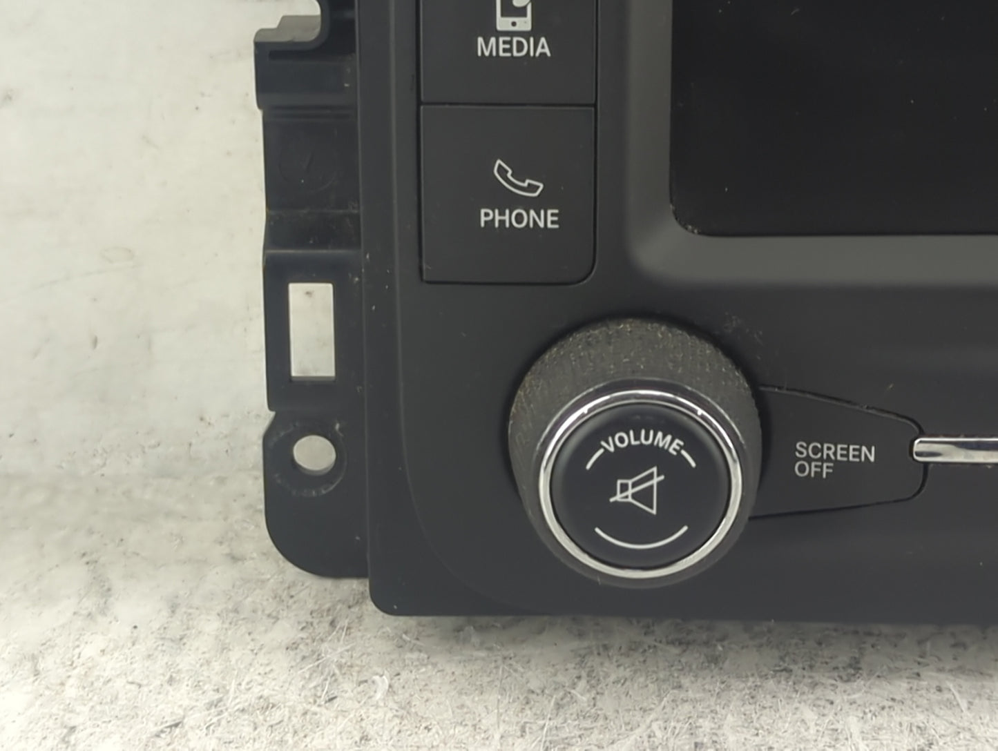 2018-2020 Ram 1500 Radio AM FM Cd Player Receiver Replacement P/N:P68365210AC Y7OVP2, 7812H-VP2, VP2 Fits Fits 2018 2019 202