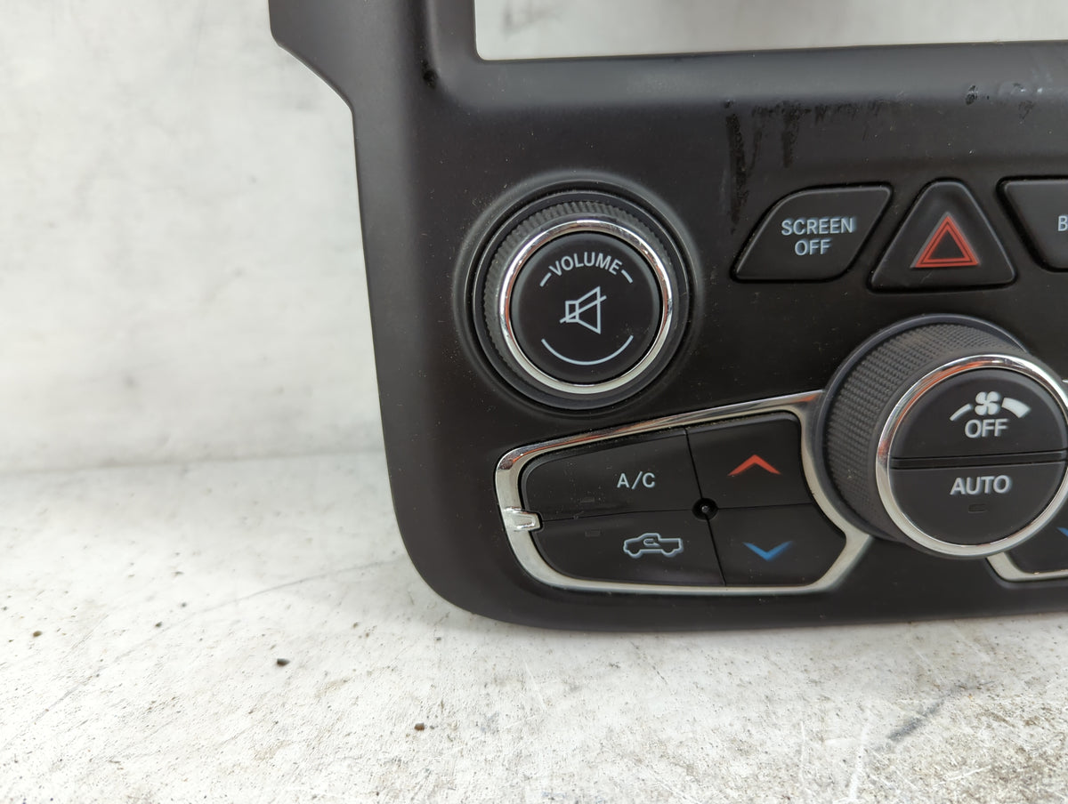 2013-2022 Ram 1500 Climate Control Module Temperature AC/Heater Replacement P/N:1UJ97DX9AK 16733101 Fits OEM Used Auto Parts