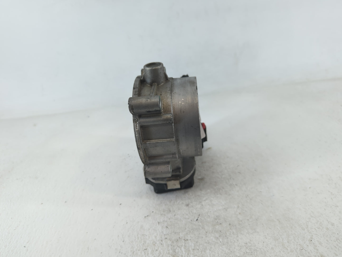 2013-2022 Ram 1500 Throttle Body P/N:53034251AC Fits Fits 2012 2013 2014 2015 2016 2017 2018 2019 2020 2021 2022 OEM Used Au