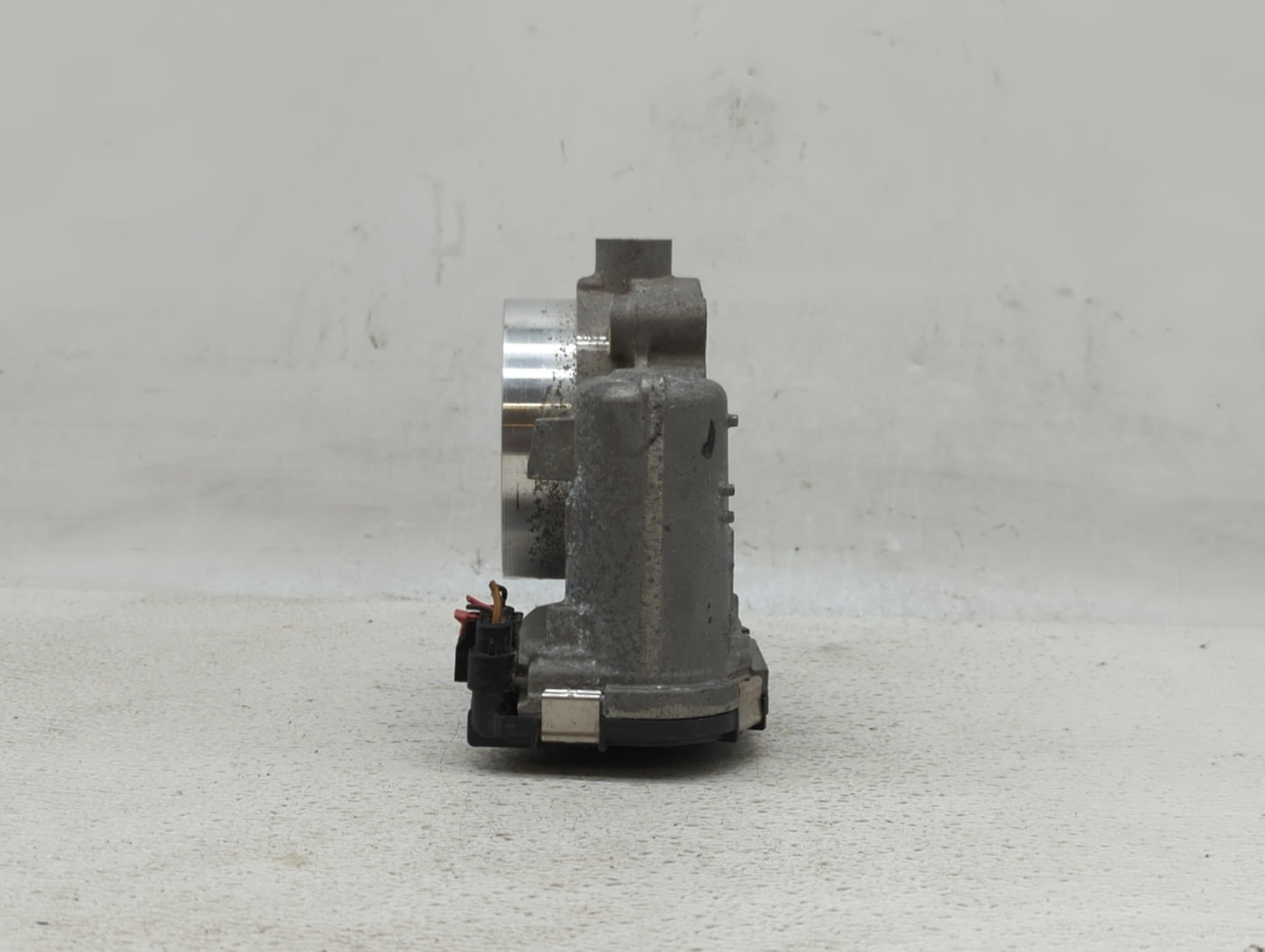 2019 Ram 1500 Classic Throttle Body P/N:05184349AC Fits Fits 2011 2012 2013 2014 2015 2016 2017 2018 2020 2021 2022 OEM Used