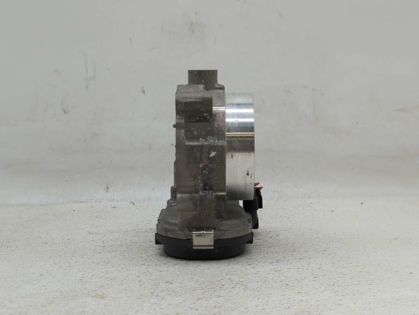 2019 Ram 1500 Classic Throttle Body P/N:05184349AC Fits Fits 2011 2012 2013 2014 2015 2016 2017 2018 2020 2021 2022 OEM Used