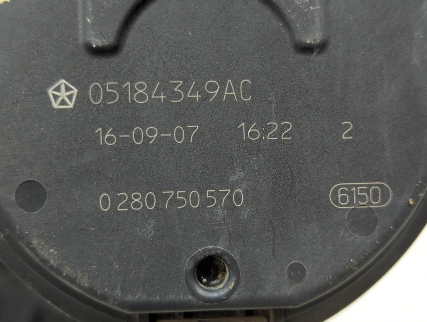 2019 Ram 1500 Classic Throttle Body P/N:05184349AC Fits Fits 2011 2012 2013 2014 2015 2016 2017 2018 2020 2021 2022 OEM Used