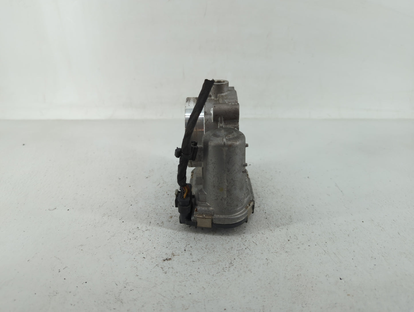 2019 Ram 1500 Classic Throttle Body P/N:05184349AE 05184349AC Fits Fits 2011 2012 2013 2014 2015 2016 2017 2018 2020 2021 20