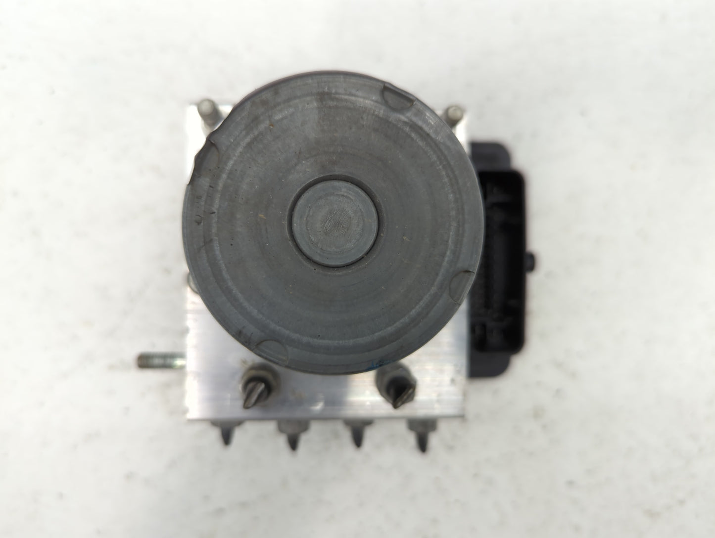 2019 Ram Promaster 1500 ABS Pump Control Module Replacement P/N:0265 257 745 53432393 Fits Fits 2018 OEM Used Auto Parts - O