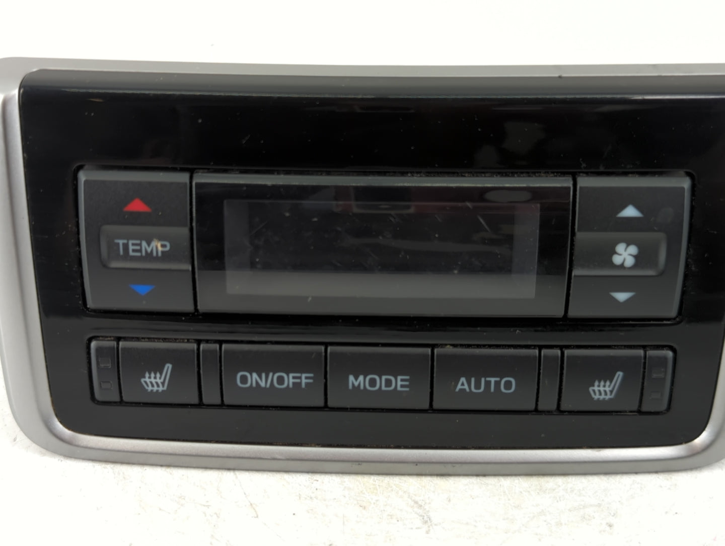 2019 Subaru Ascent Climate Control Module Temperature AC/Heater Replacement P/N:72312XC01A Fits OEM Used Auto Parts - Oemuse
