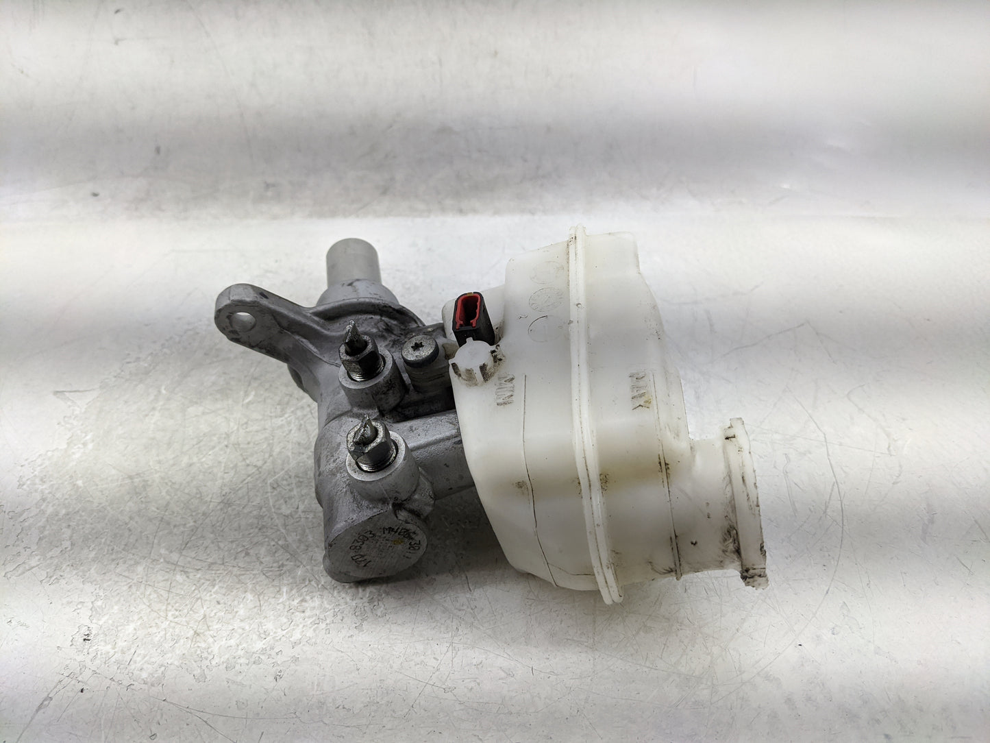 Subaru Ascent Brake Master Cylinder - Oemusedautoparts1.com