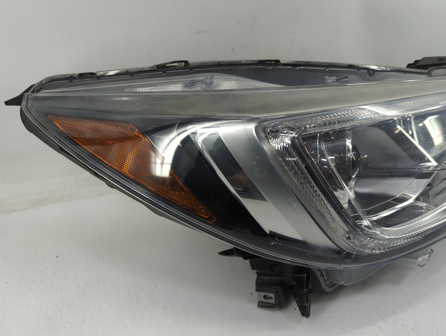 Subaru Ascent Driver Left Oem Head Light Headlight Lamp - Oemusedautoparts1.com