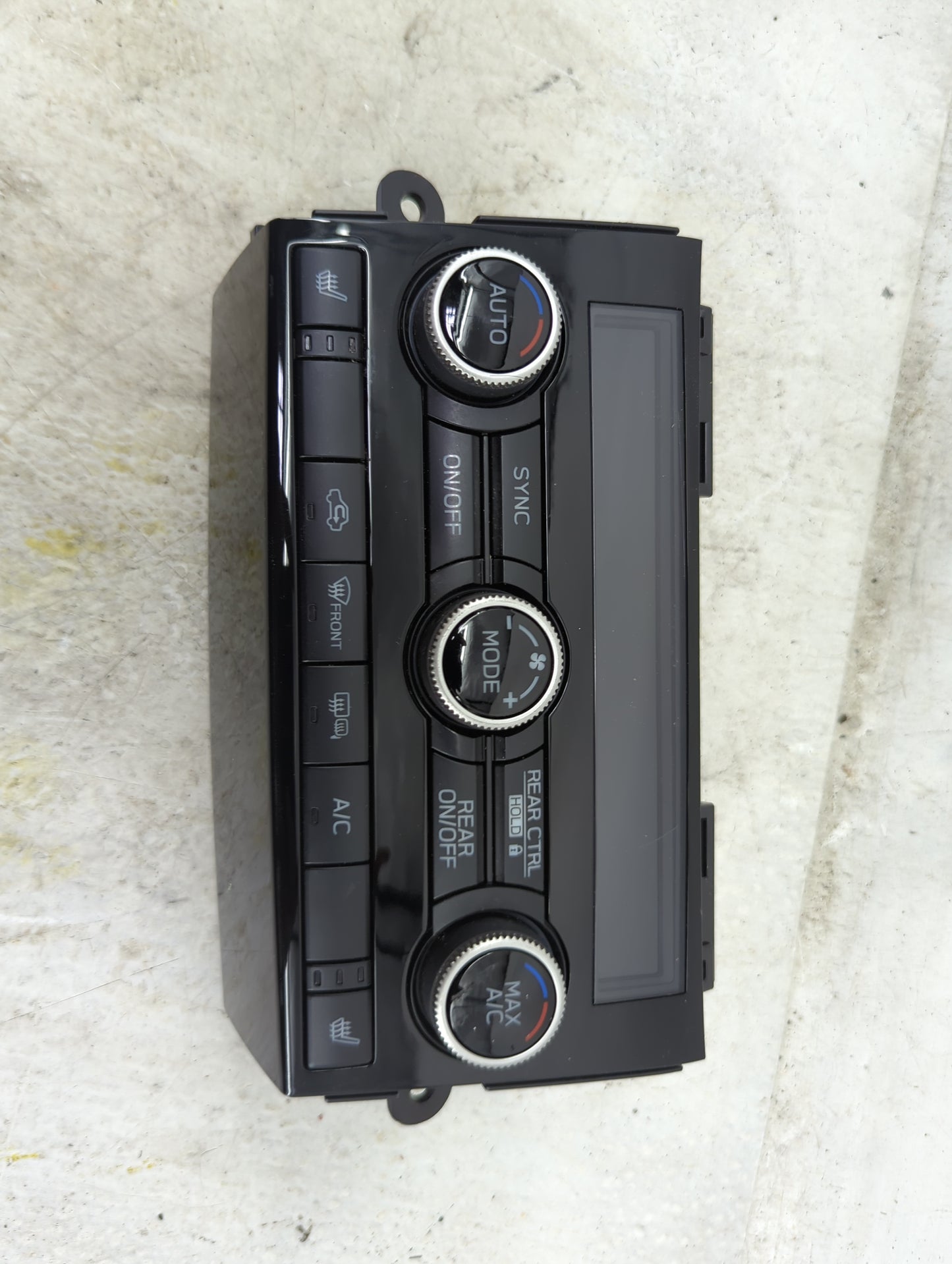 2019 Subaru Ascent Climate Control Module Temperature AC/Heater Replacement P/N:72311XC01A Fits OEM Used Auto Parts - Oemuse