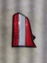 2019 Subaru Ascent Passenger Right Side Deck Lid Mounted Tail Light - Oemusedautoparts1.com