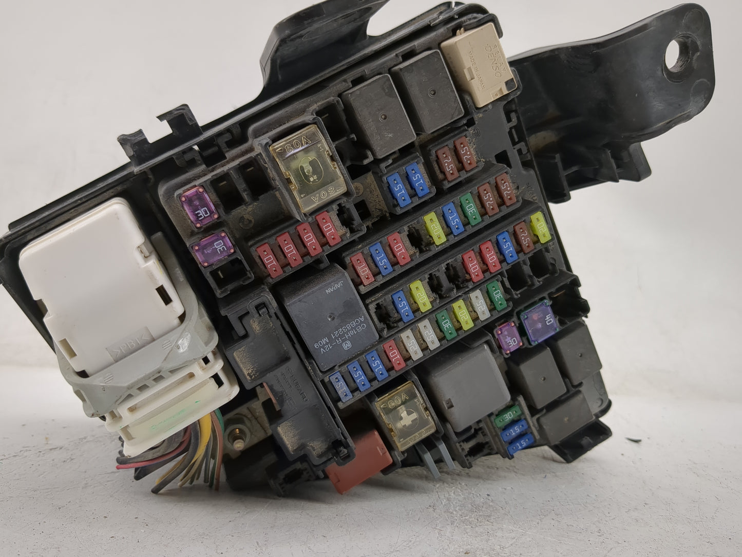 2019-2022 Subaru Forester Fusebox Fuse Box Panel Relay Module P/N:82243SJ030 Fits Fits 2019 2020 2021 2022 OEM Used Auto Par