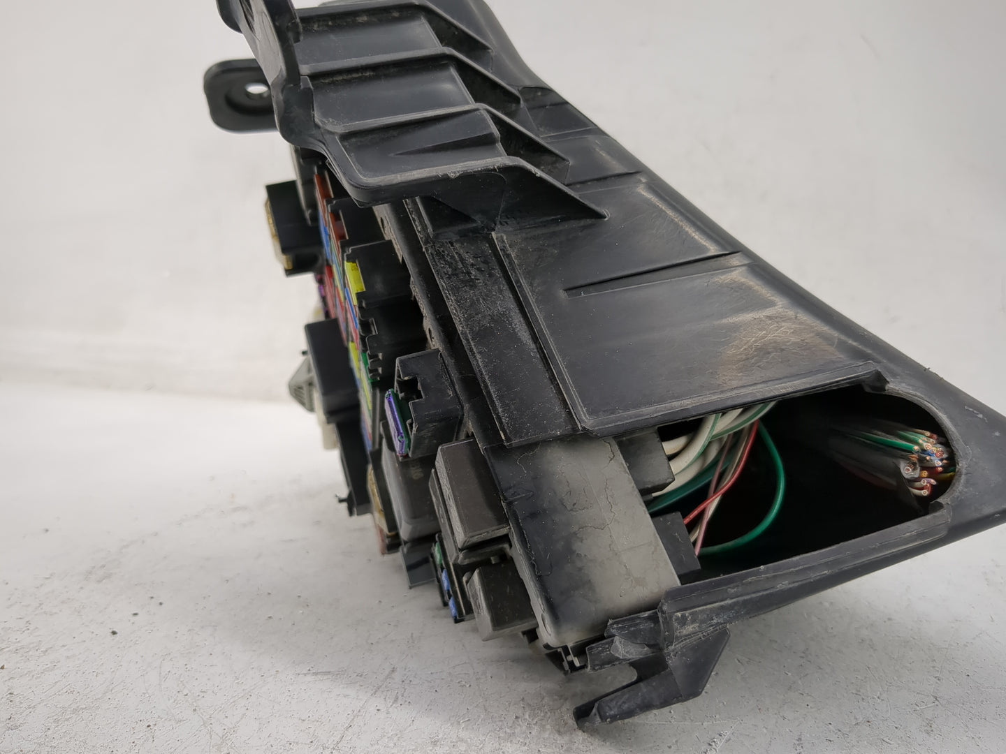 2019-2022 Subaru Forester Fusebox Fuse Box Panel Relay Module P/N:82243SJ030 Fits Fits 2019 2020 2021 2022 OEM Used Auto Par