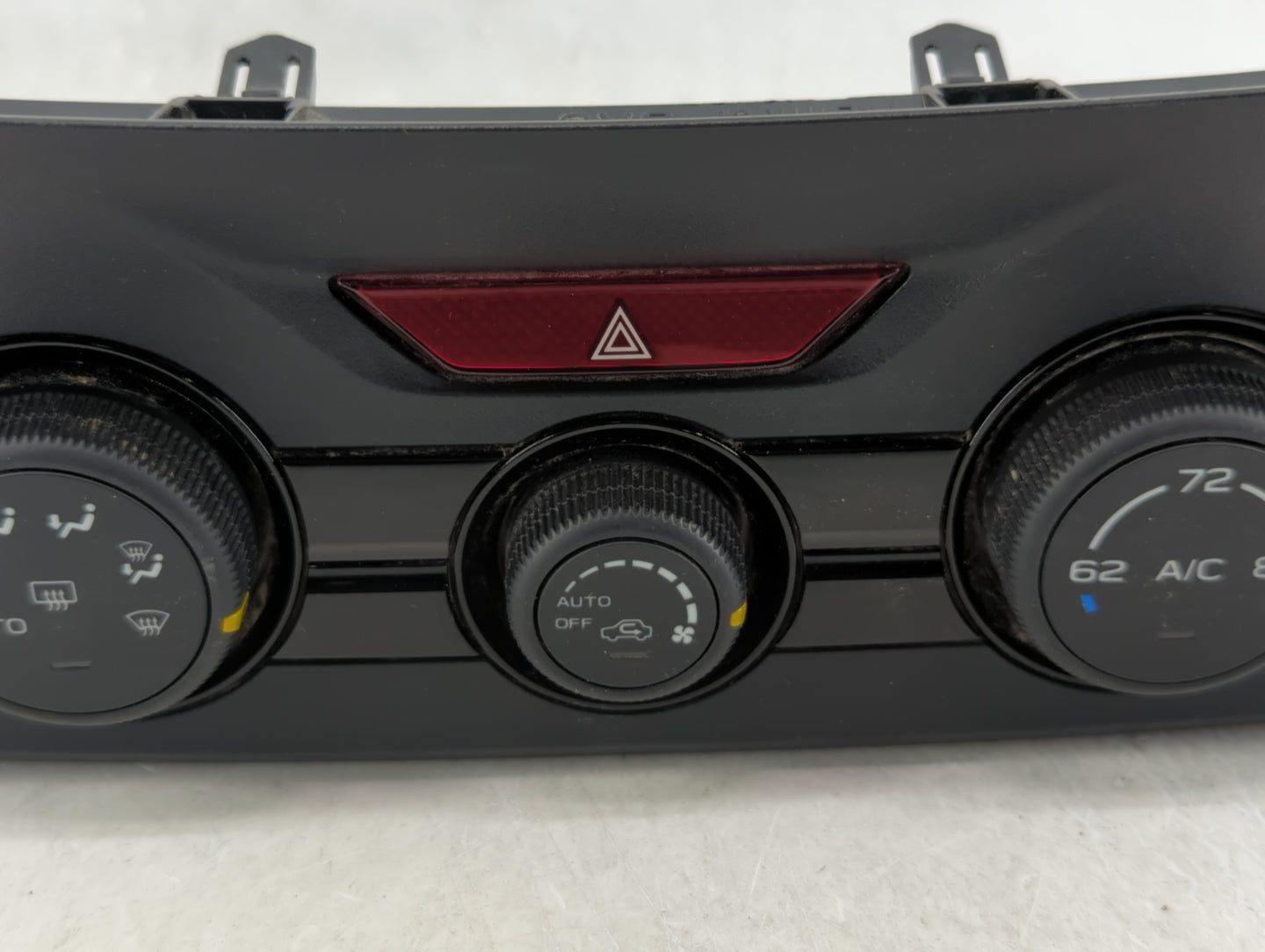 2019 Subaru Forester Climate Control Module Temperature AC/Heater Replacement P/N:72311SJ200 Fits OEM Used Auto Parts - Oemu