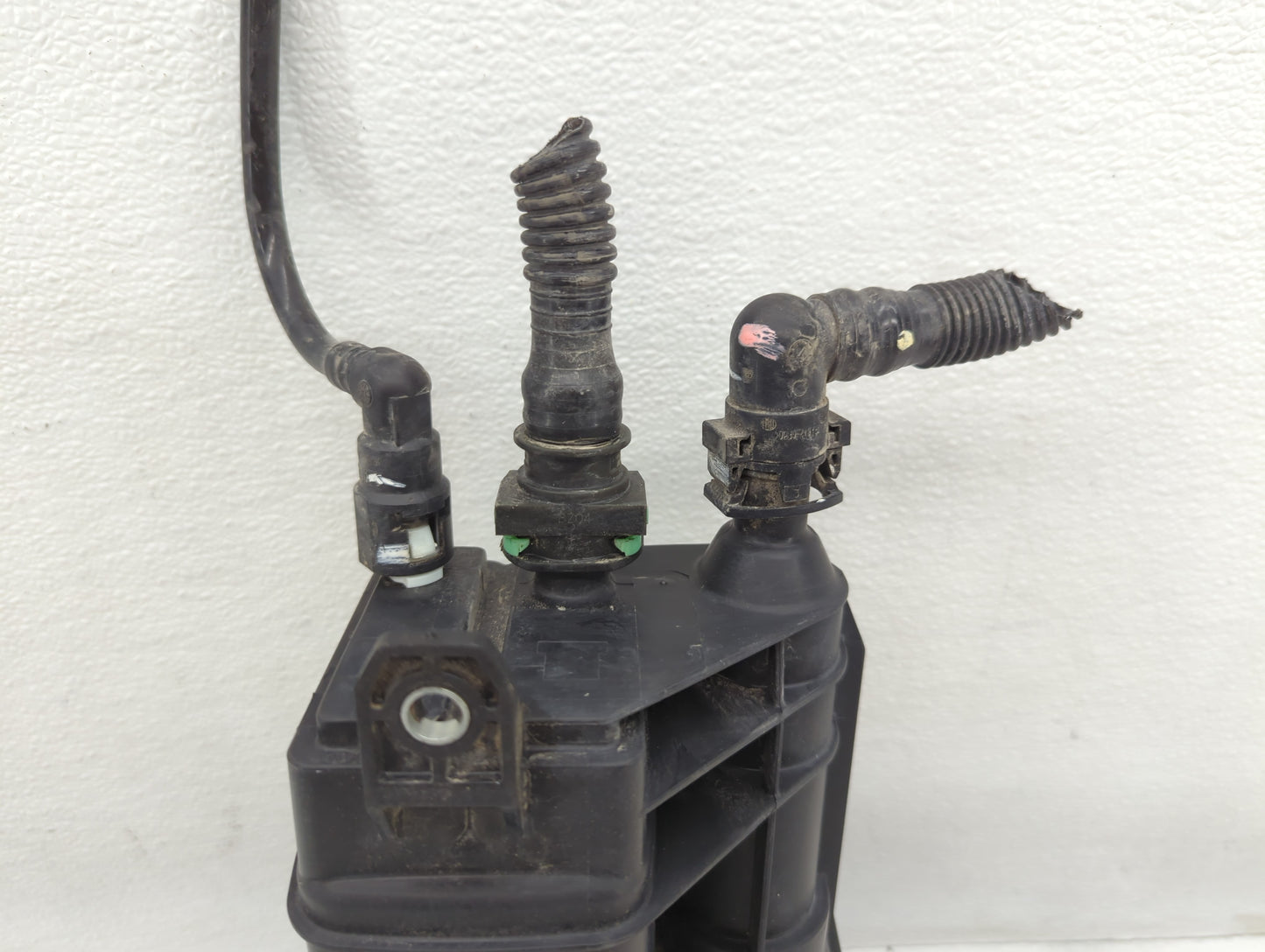 2019 Subaru Forester Fuel Vapor Charcoal Canister - Oemusedautoparts1.com