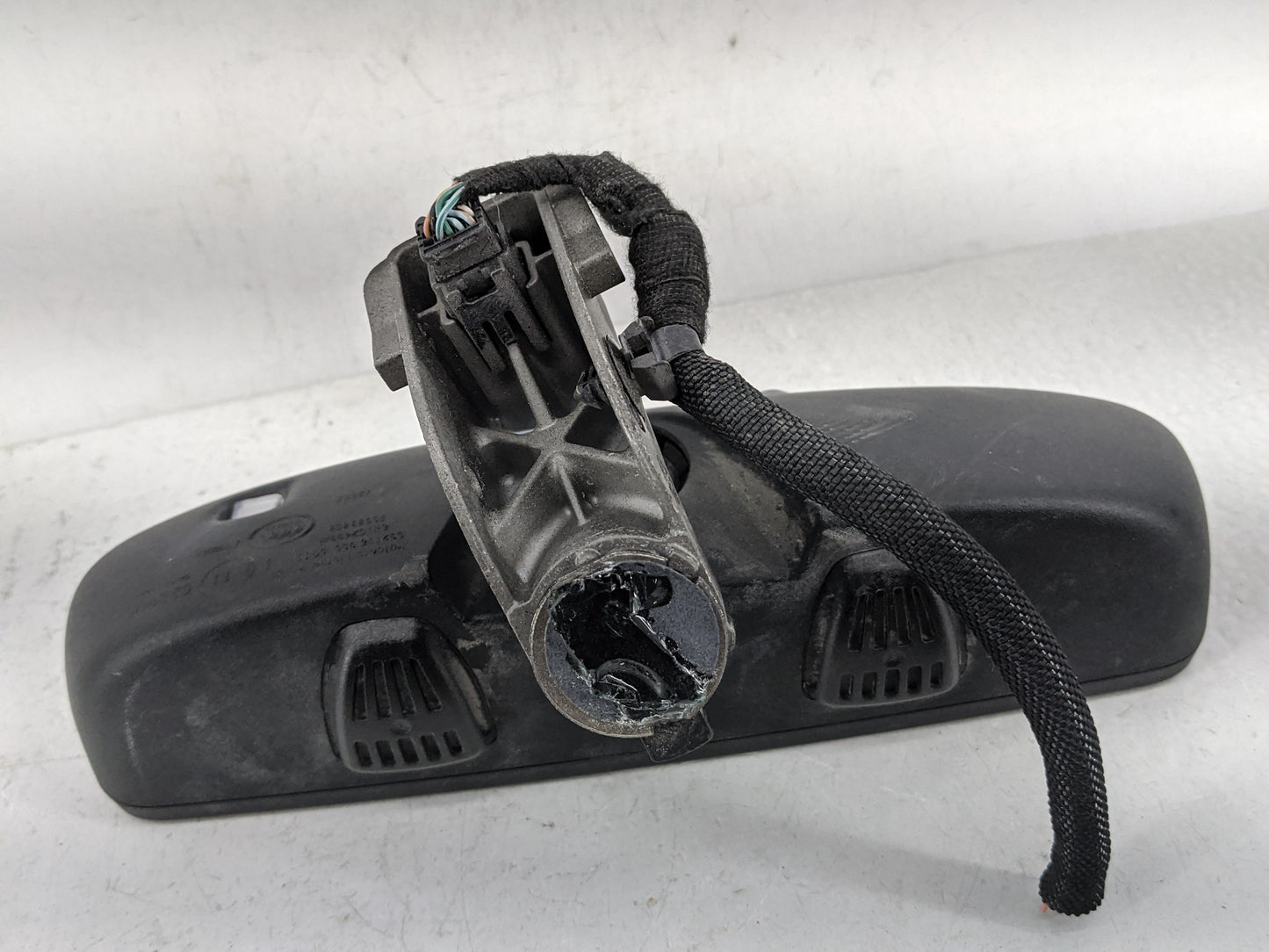 2017-2022 Subaru Impreza Interior Rear View Mirror Replacement OEM P/N:E11028005 Fits OEM Used Auto Parts - Oemusedautoparts