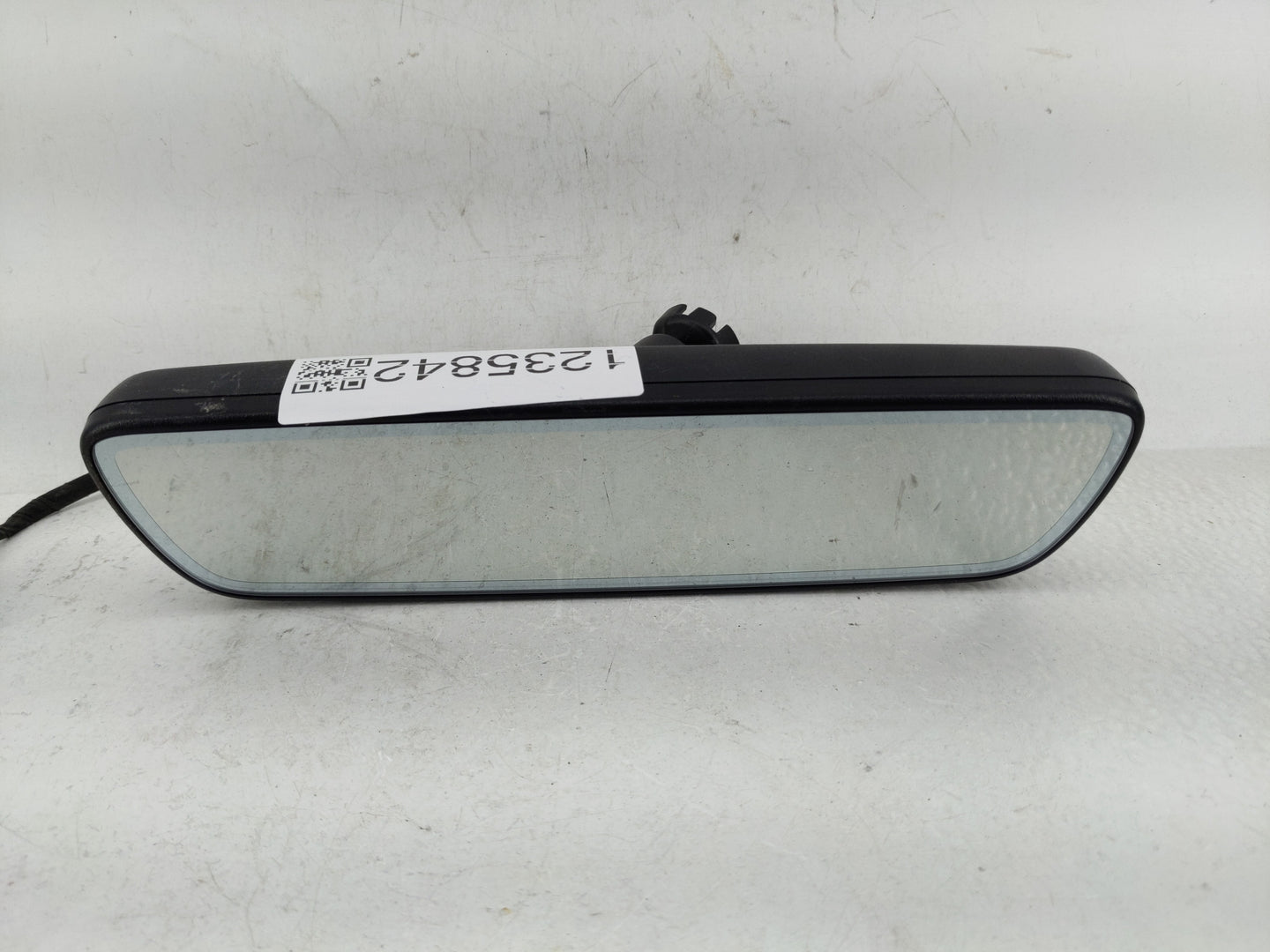 2019 Subaru Impreza Interior Rear View Mirror Replacement OEM P/N:E11048368 Fits OEM Used Auto Parts - Oemusedautoparts1.com