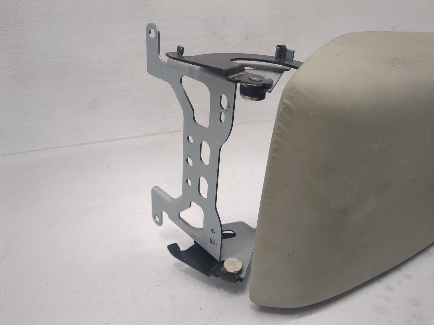 2019 Subaru Impreza Center Console Armrest Cover Lid Fits OEM Used Auto Parts - Oemusedautoparts1.com