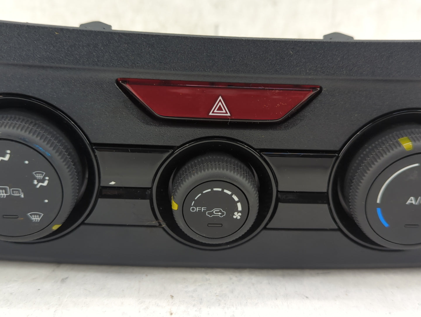 2017-2022 Subaru Impreza Climate Control Module Temperature AC/Heater Replacement P/N:72311FL51A AA016783-1342 Fits OEM Used
