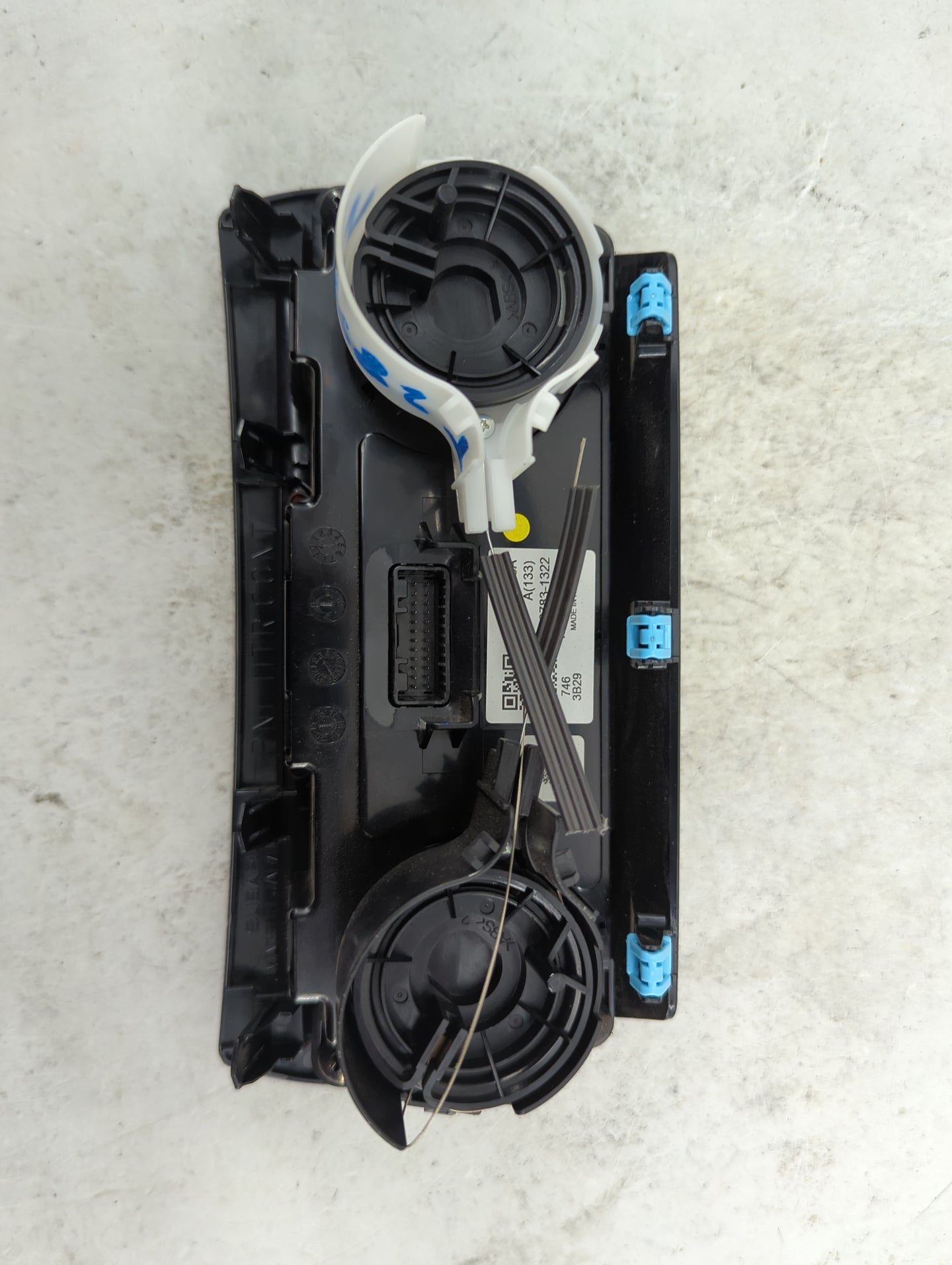 2017-2022 Subaru Impreza Climate Control Module Temperature AC/Heater Replacement P/N:72311FL50A AA016783-1322 Fits OEM Used