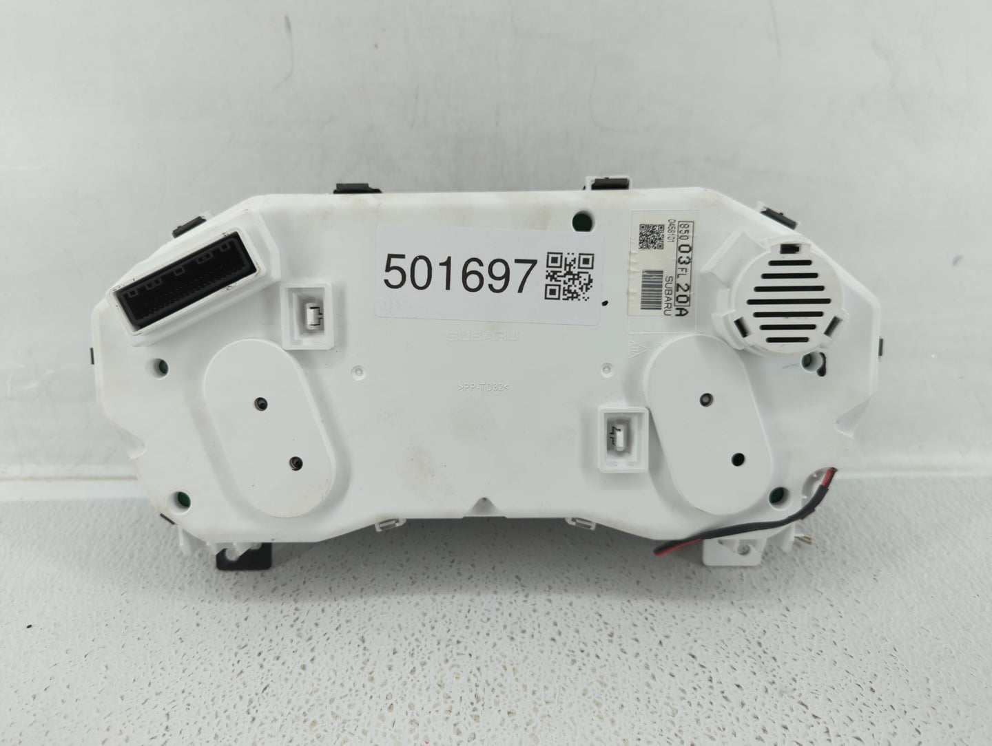 2017-2019 Subaru Impreza Instrument Cluster Speedometer Gauges P/N:85002FL21A 85003FL20A Fits Fits 2017 2018 2019 OEM Used A