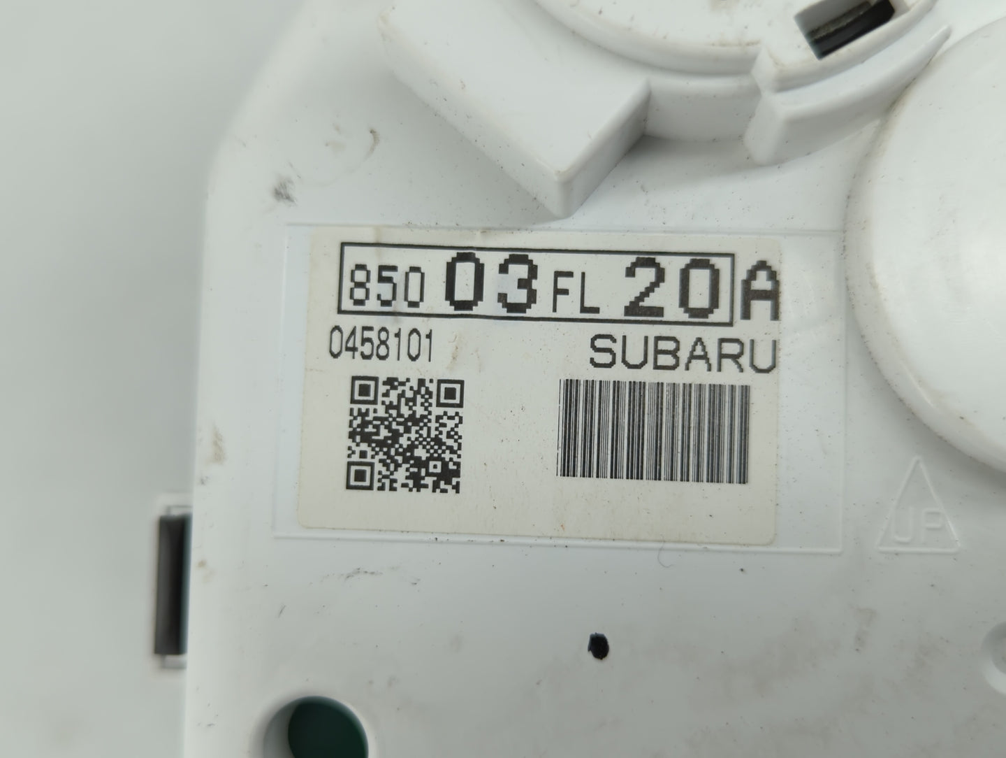 2017-2019 Subaru Impreza Instrument Cluster Speedometer Gauges P/N:85003FL20A Fits Fits 2017 2018 2019 OEM Used Auto Parts -