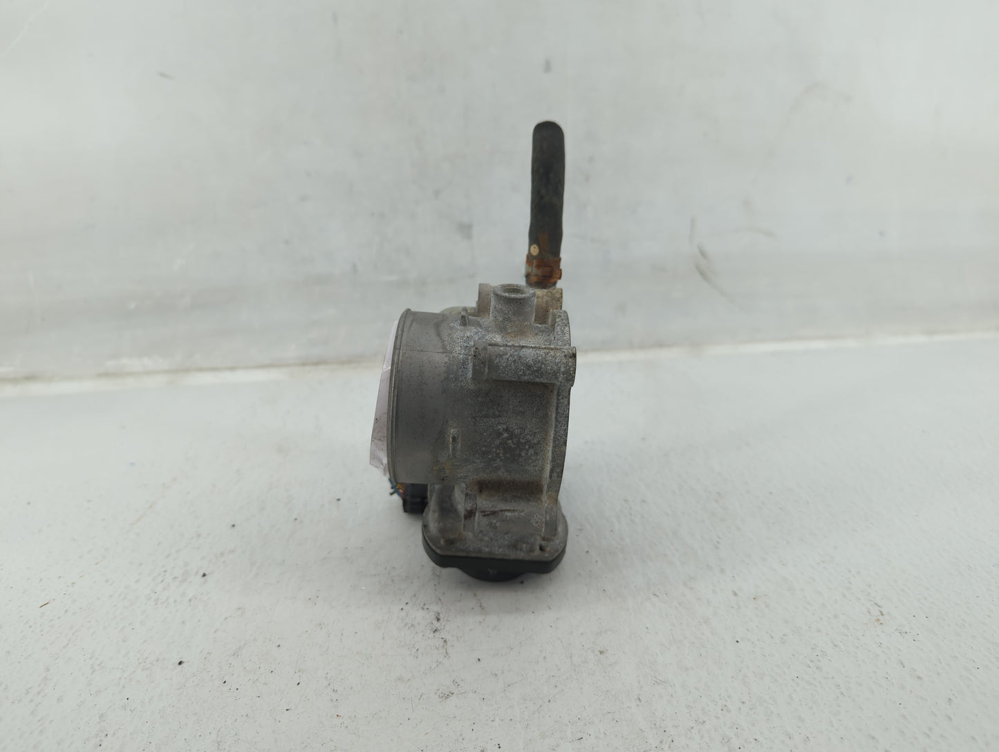 2017-2022 Subaru Impreza Throttle Body P/N:16112AA470 Fits Fits 2017 2018 2019 2020 2021 2022 OEM Used Auto Parts - Oemuseda