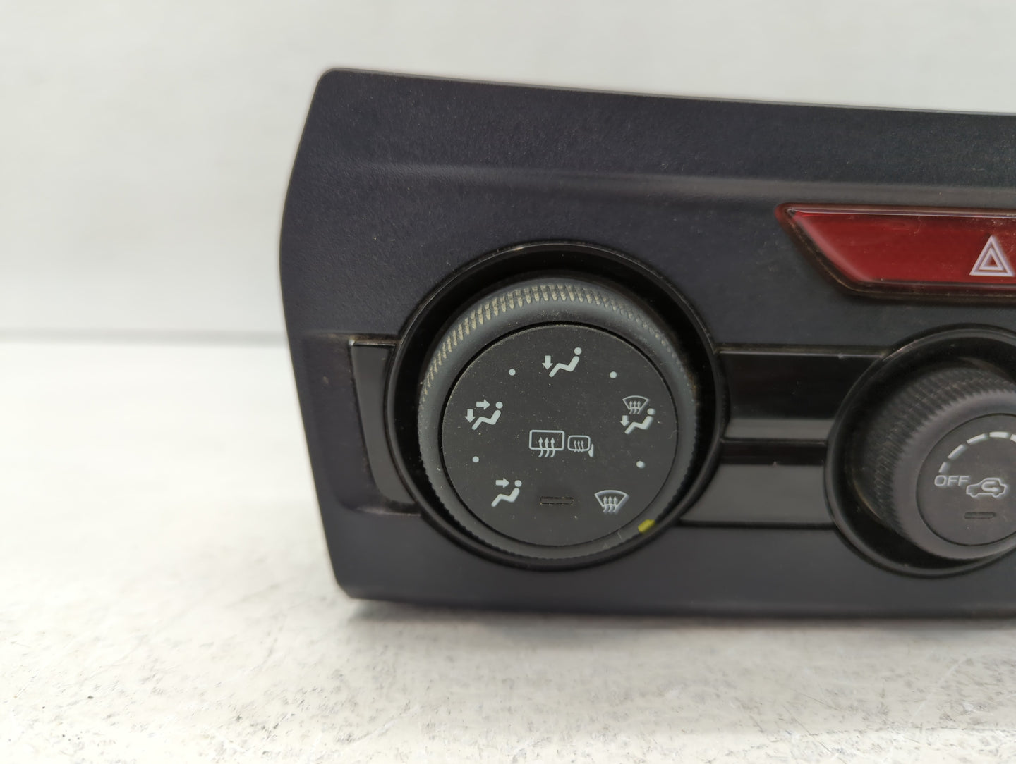 2017-2022 Subaru Impreza Climate Control Module Temperature AC/Heater Replacement P/N:72311FL51A AA016783-1342 Fits OEM Used