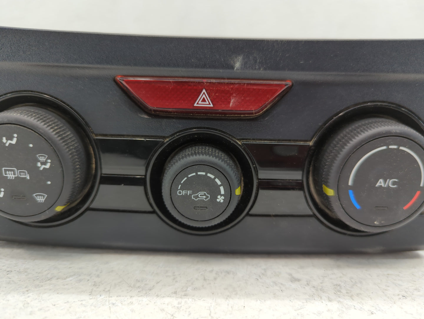 2017-2022 Subaru Impreza Climate Control Module Temperature AC/Heater Replacement P/N:72311FL51A AA016783-1342 Fits OEM Used