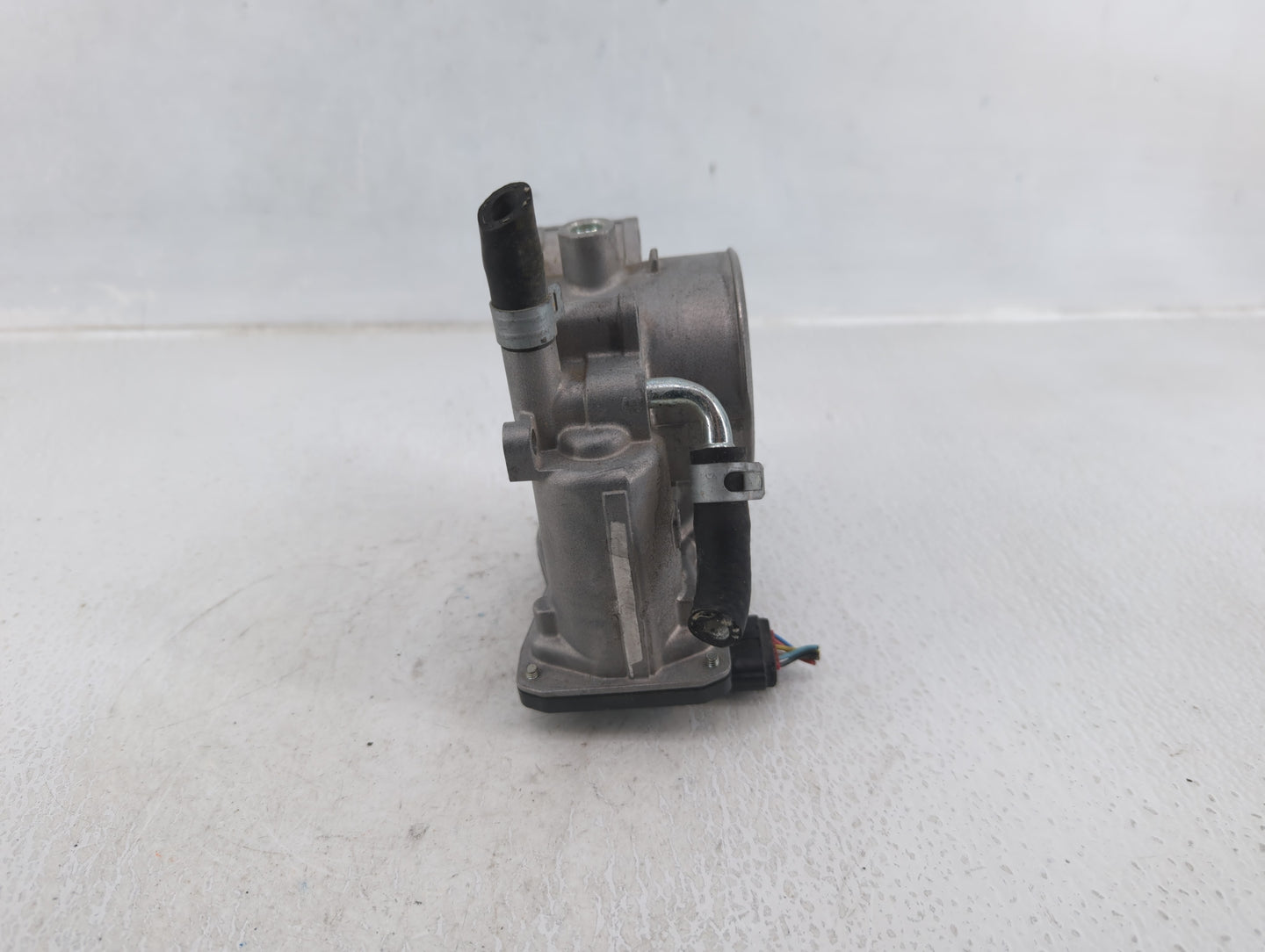 2017-2022 Subaru Impreza Throttle Body P/N:16112AA470 Fits Fits 2017 2018 2019 2020 2021 2022 OEM Used Auto Parts - Oemuseda