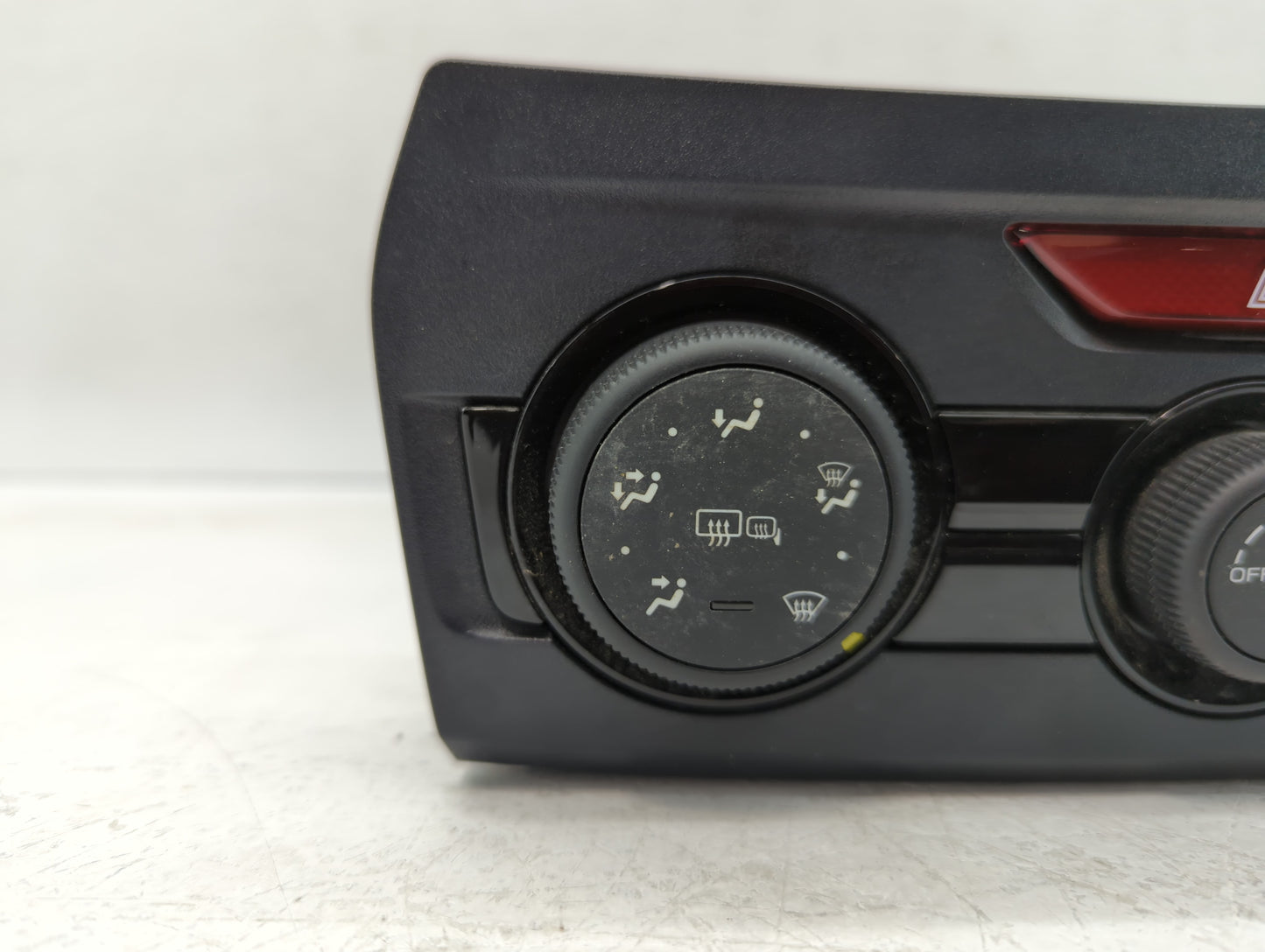 2017-2022 Subaru Impreza Climate Control Module Temperature AC/Heater Replacement P/N:72311FL51A AA016783-1342 Fits OEM Used