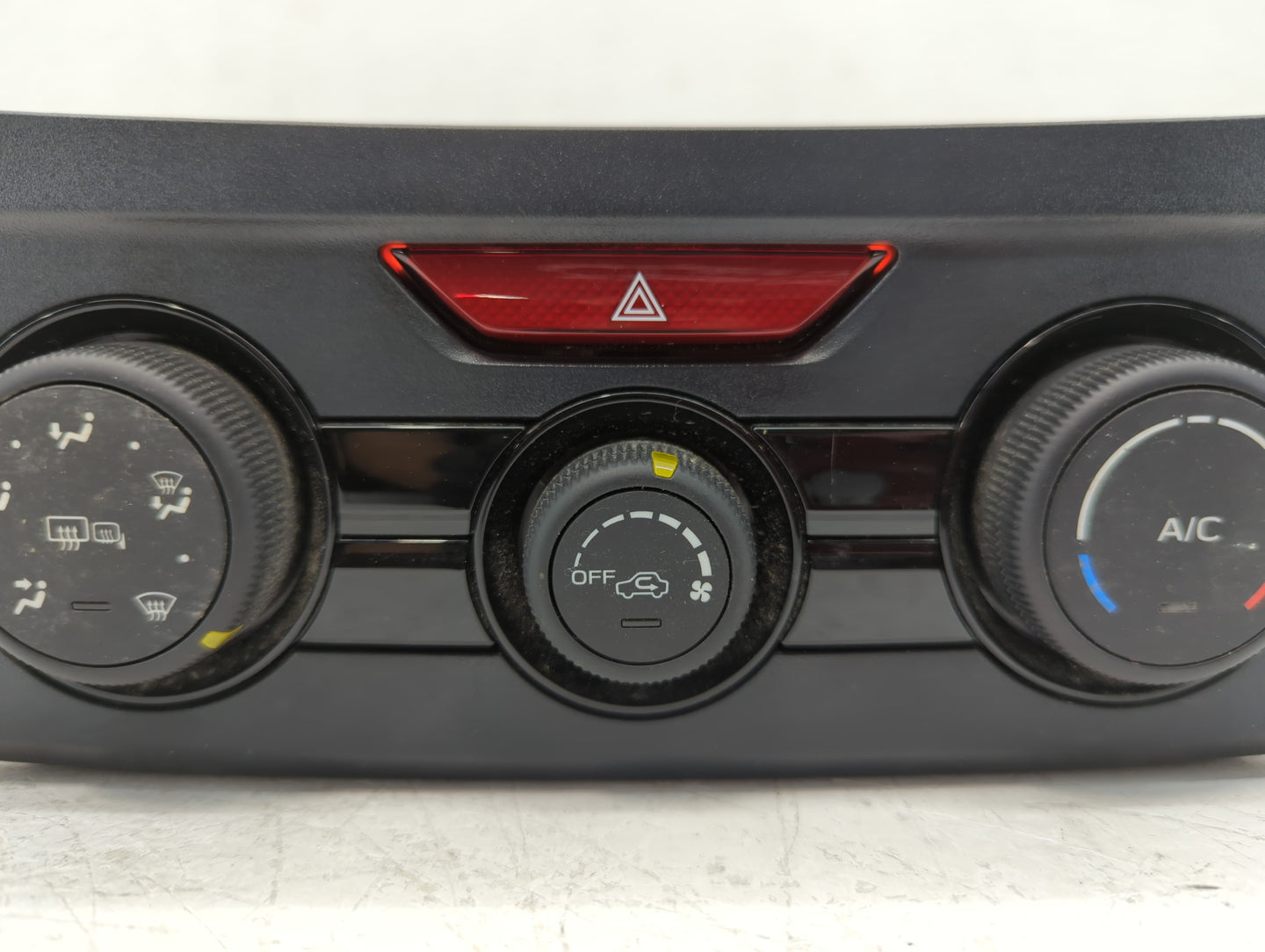 2017-2022 Subaru Impreza Climate Control Module Temperature AC/Heater Replacement P/N:72311FL51A AA016783-1342 Fits OEM Used