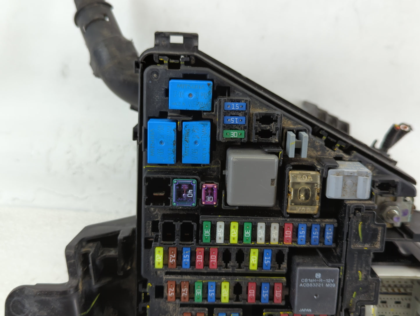 2017-2022 Subaru Impreza Fusebox Fuse Box Panel Relay Module P/N:MB703400B Fits Fits 2017 2018 2019 2020 2021 2022 OEM Used 