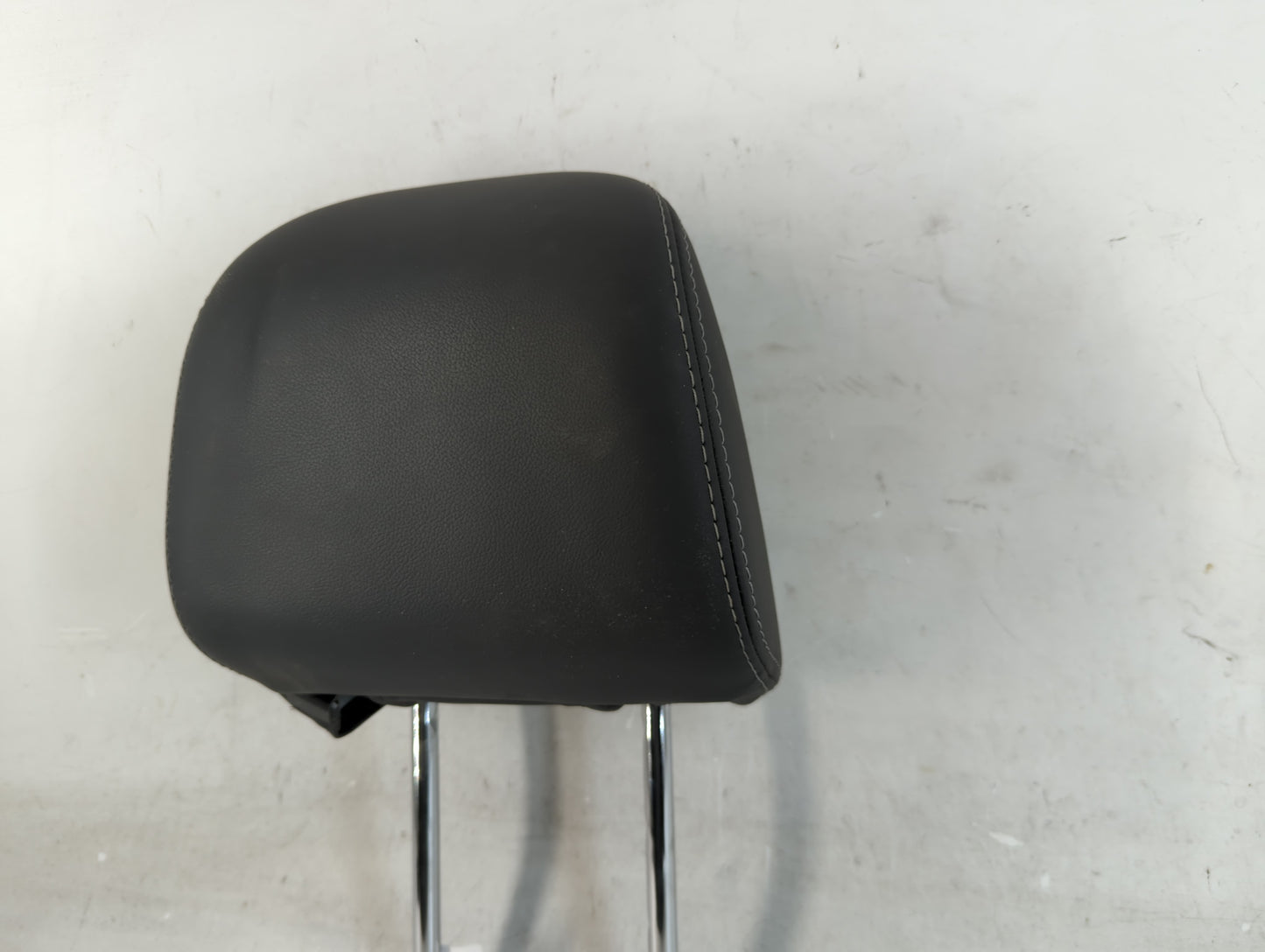 2015-2019 Subaru Legacy Headrest Head Rest Front Driver Passenger Seat Fits Fits 2015 2016 2017 2018 2019 OEM Used Auto Part