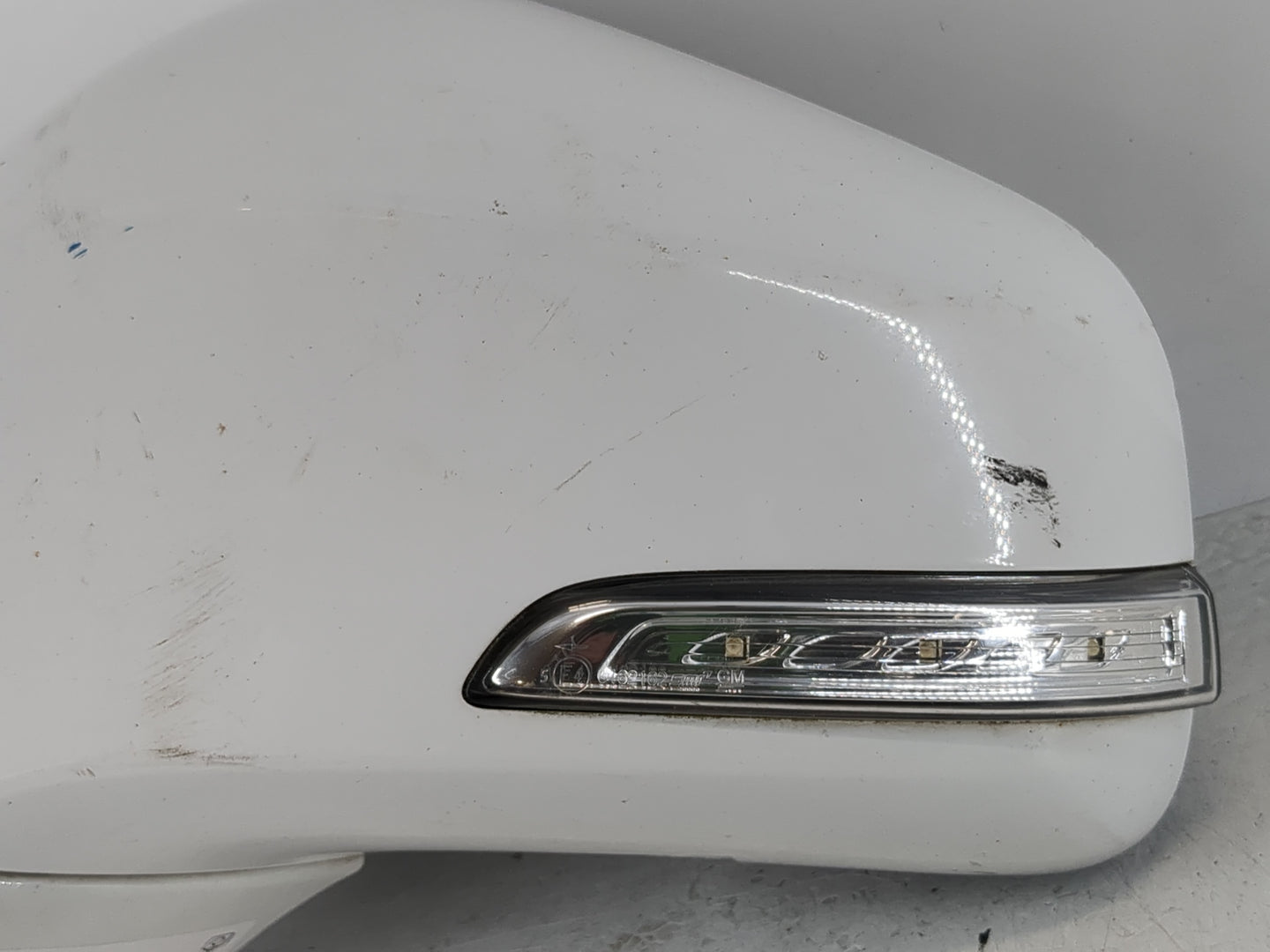 2018-2019 Subaru Legacy Driver Side View Mirror - Left Door Mirror OEM Used - Oemusedautoparts1.com
