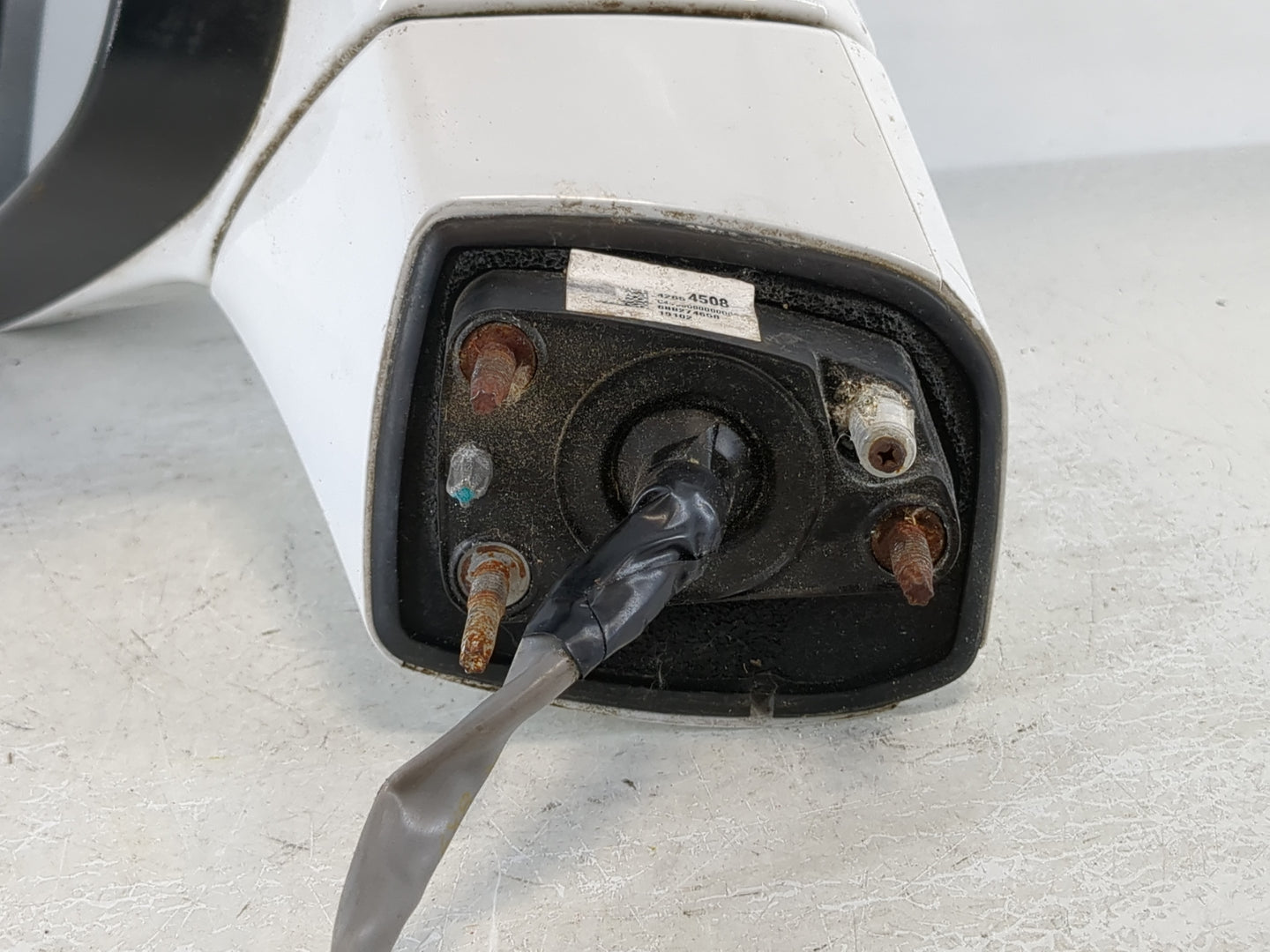 2018-2019 Subaru Legacy Driver Side View Mirror - Left Door Mirror OEM Used - Oemusedautoparts1.com