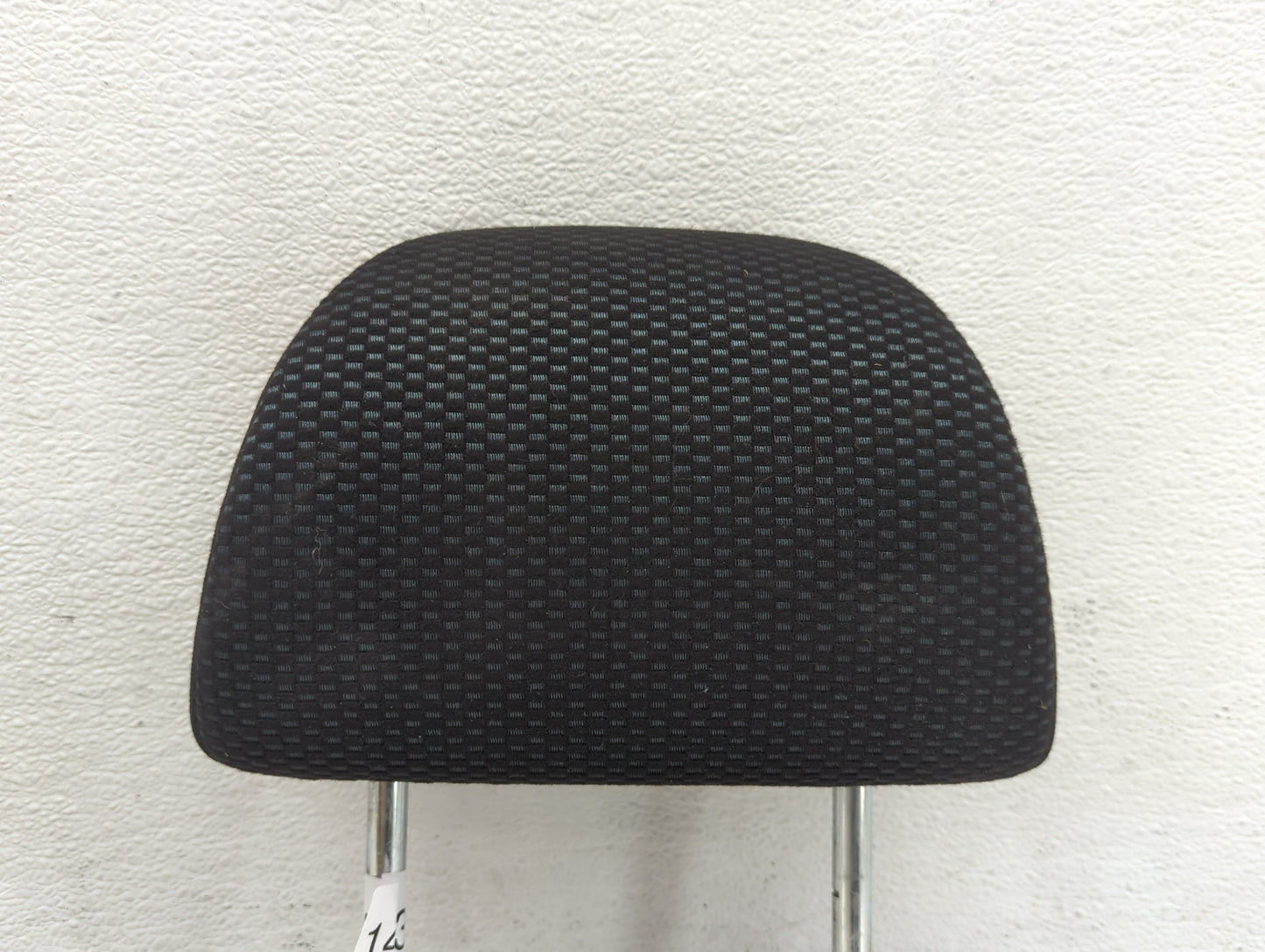 2019 Subaru Legacy Headrest Head Rest Rear Center Seat Fits OEM Used Auto Parts - Oemusedautoparts1.com