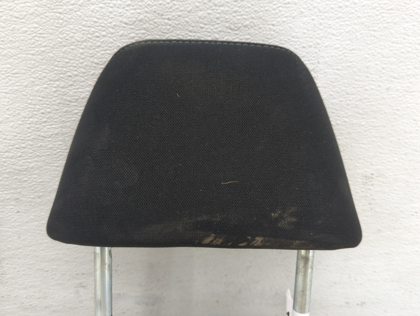 2019 Subaru Legacy Headrest Head Rest Rear Center Seat Fits OEM Used Auto Parts - Oemusedautoparts1.com