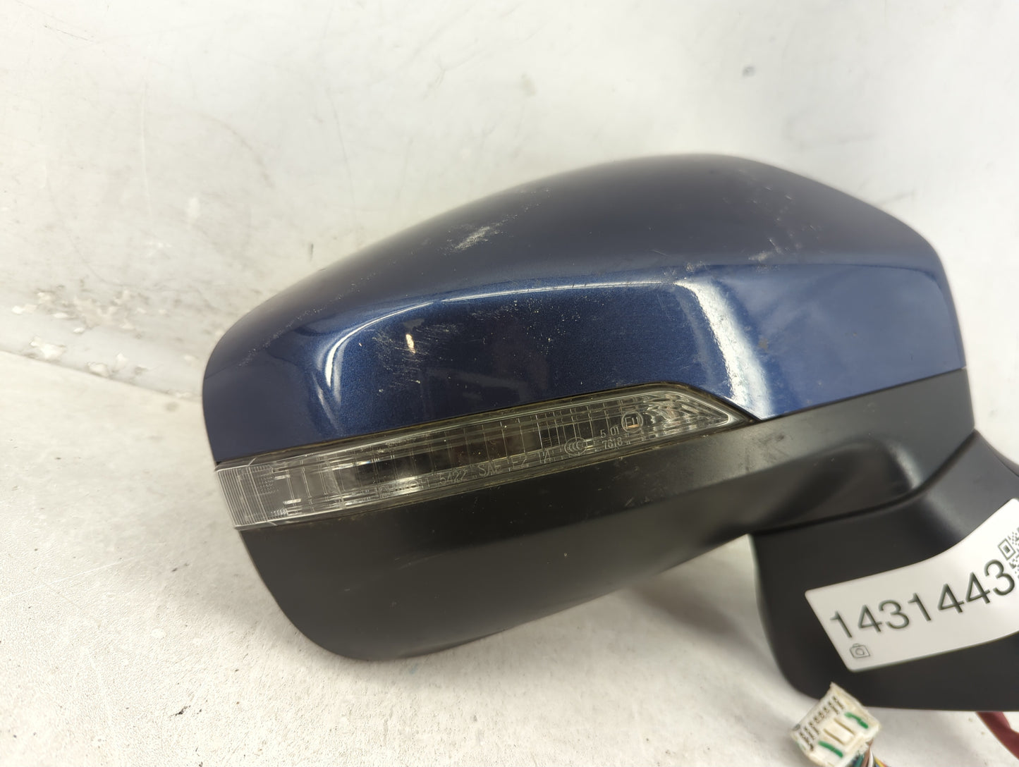 2018-2019 Subaru Legacy Passenger Side View Mirror - Right Door Mirror OEM Used - Oemusedautoparts1.com