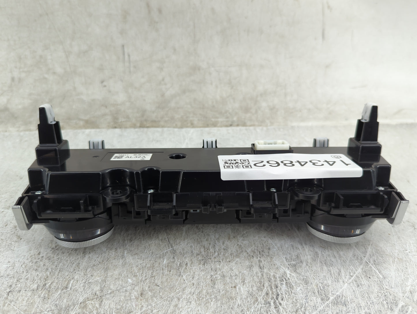 2018-2019 Subaru Legacy Climate Control Module Temperature AC/Heater Replacement P/N:72311 AL32A Fits Fits 2018 2019 OEM Use