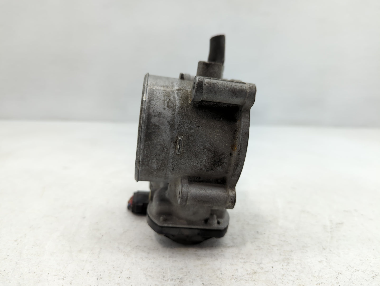 2010-2019 Subaru Legacy Throttle Body P/N:16112AA52 603006C Fits Fits 2010 2011 2012 2013 2014 2015 2016 2017 2018 2019 OEM 