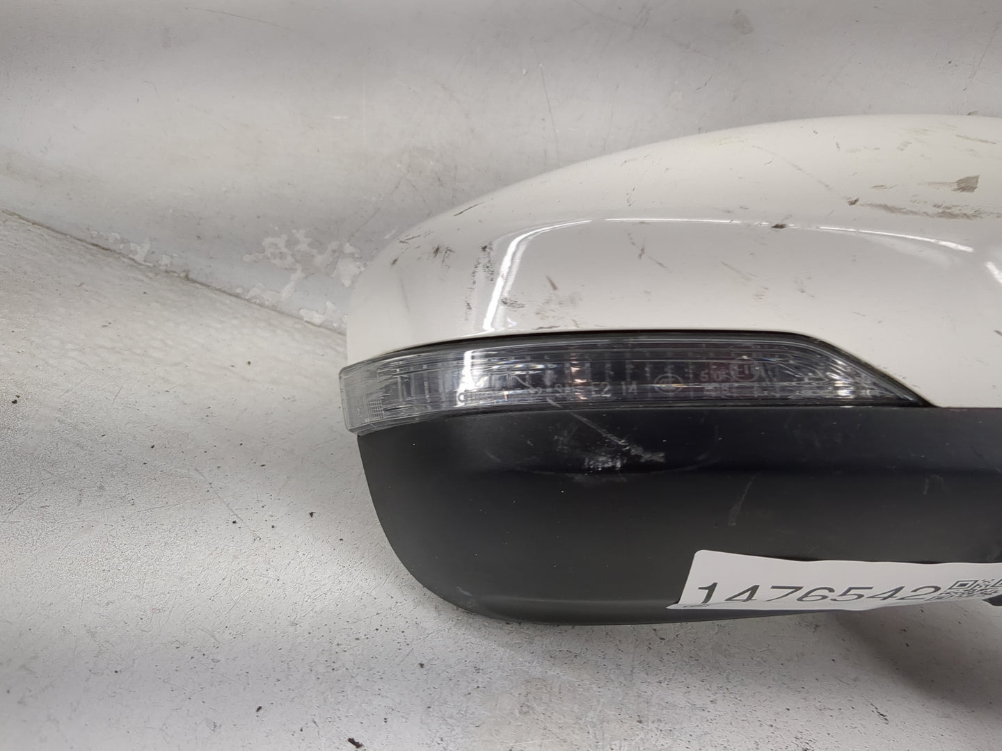 2019 Subaru Outback Passenger Side View Mirror - Right Door Mirror OEM Used - Oemusedautoparts1.com