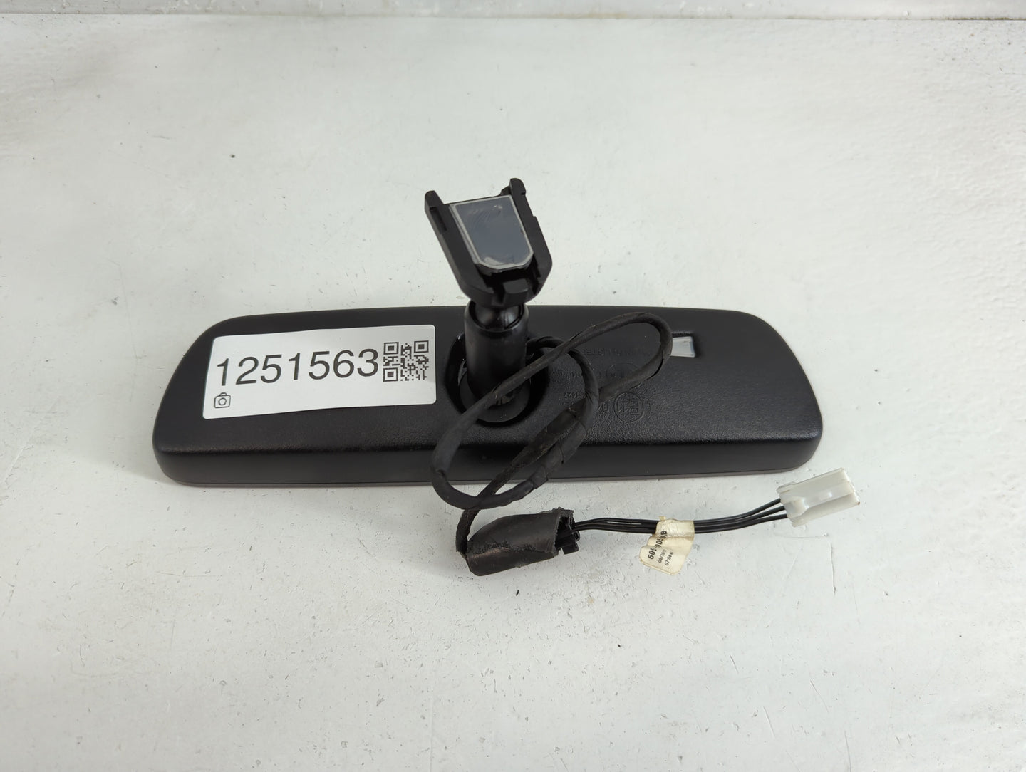 2015-2022 Subaru Wrx Interior Rear View Mirror Replacement OEM P/N:E11048368 Fits OEM Used Auto Parts - Oemusedautoparts1.co