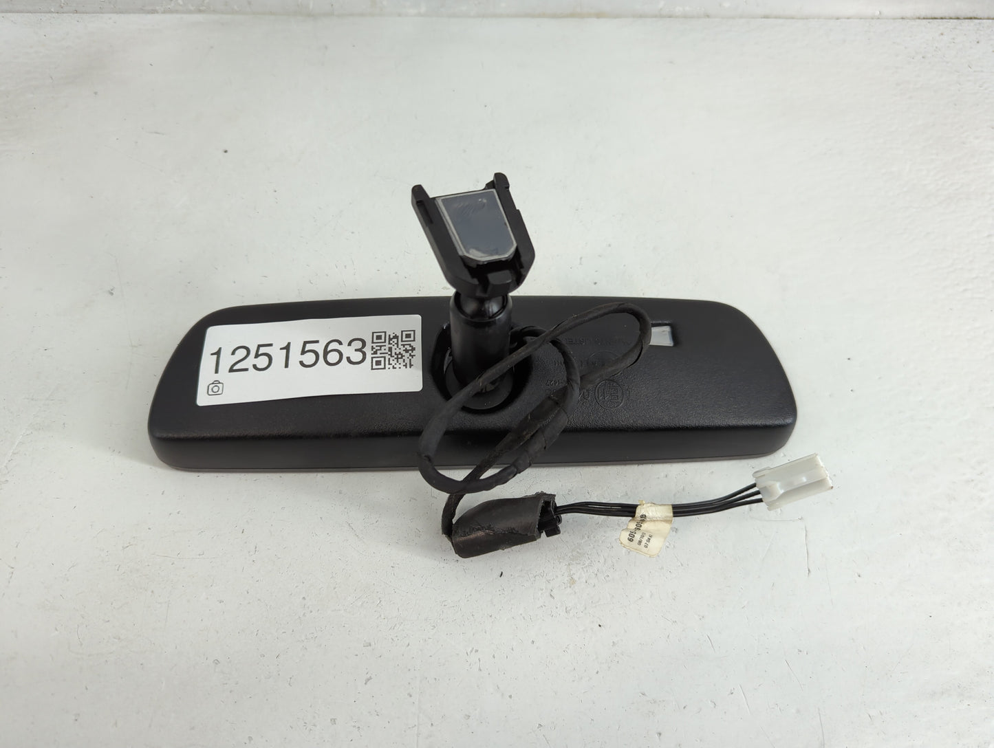 2015-2022 Subaru Wrx Interior Rear View Mirror Replacement OEM P/N:E11048368 Fits OEM Used Auto Parts - Oemusedautoparts1.co