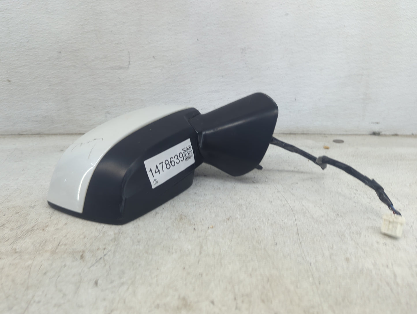 2016-2021 Subaru Wrx Passenger Side View Mirror - Right Door Mirror OEM Used - Oemusedautoparts1.com